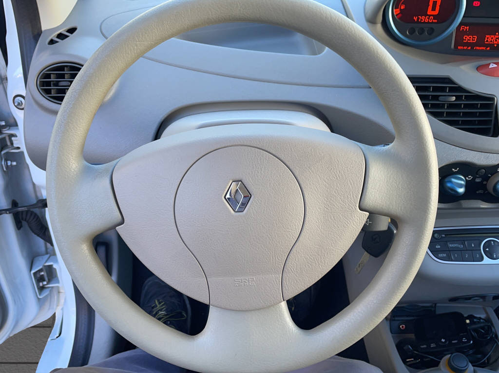 RENAULT Twingo Expression-image-9