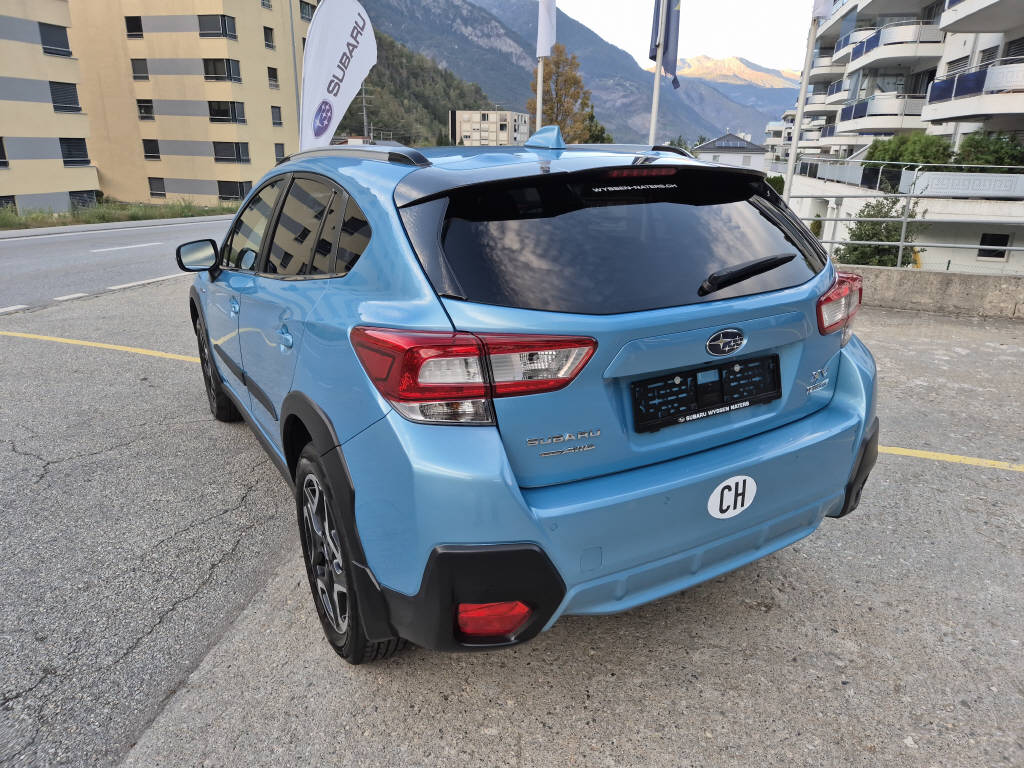 SUBARU XV 2.0i e-Boxer Luxury Bl./Gr.-image-1