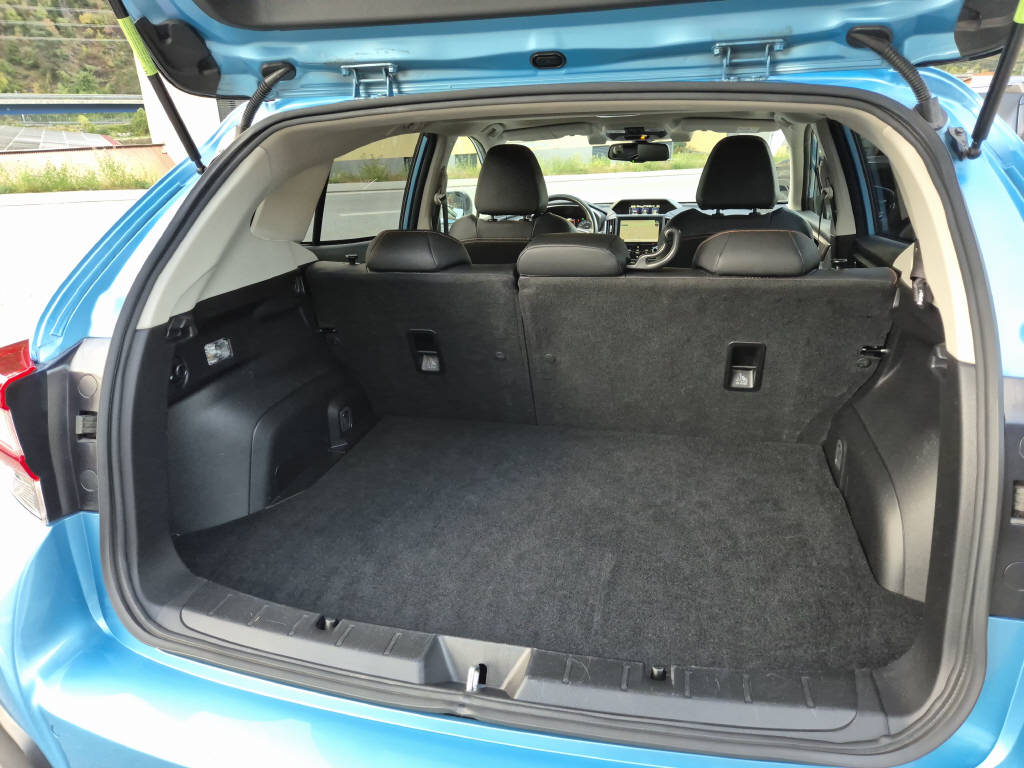 SUBARU XV 2.0i e-Boxer Luxury Bl./Gr.-image-9