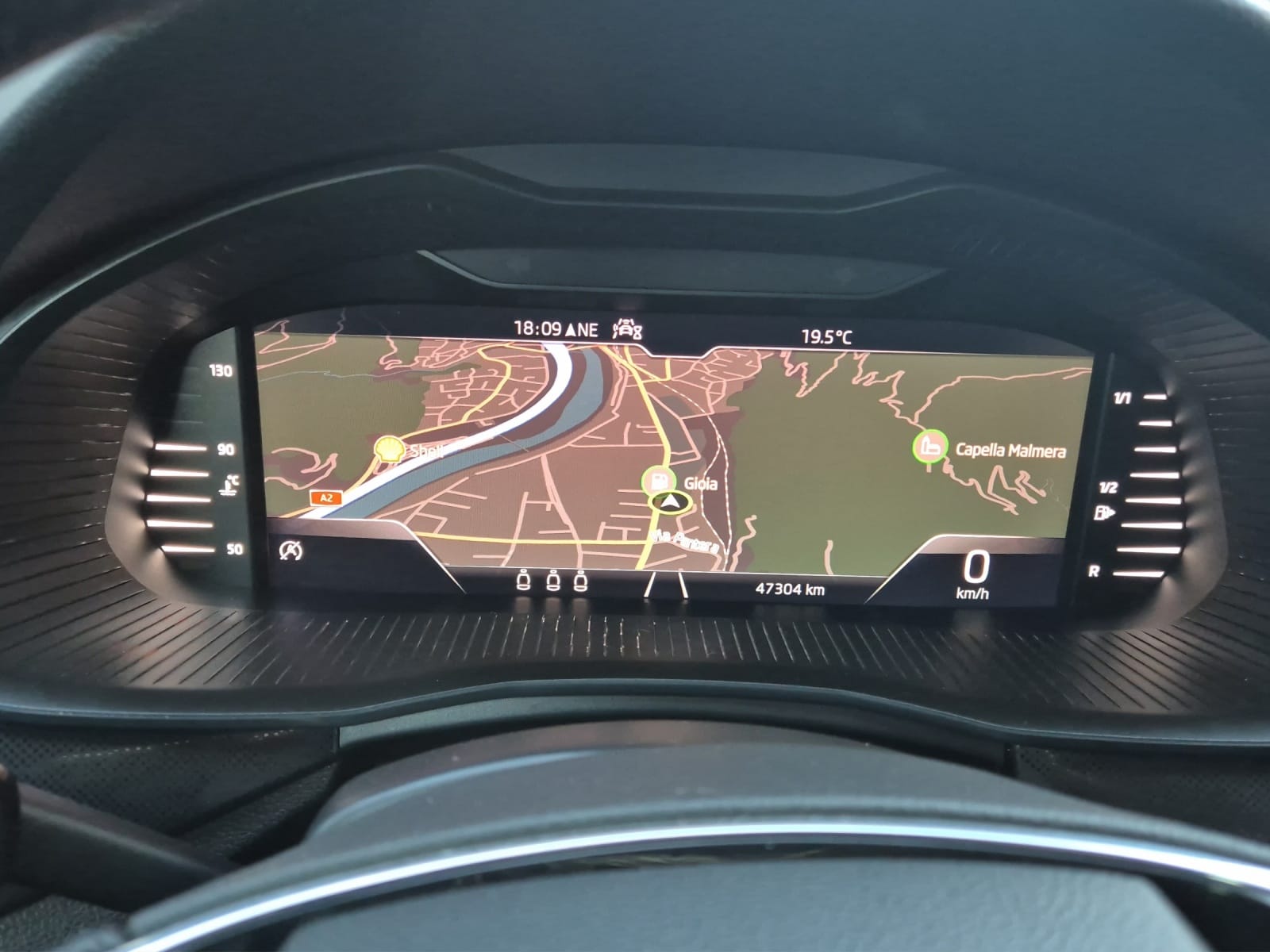 SKODA Kamiq 1.0 TSI Ambition-image-14