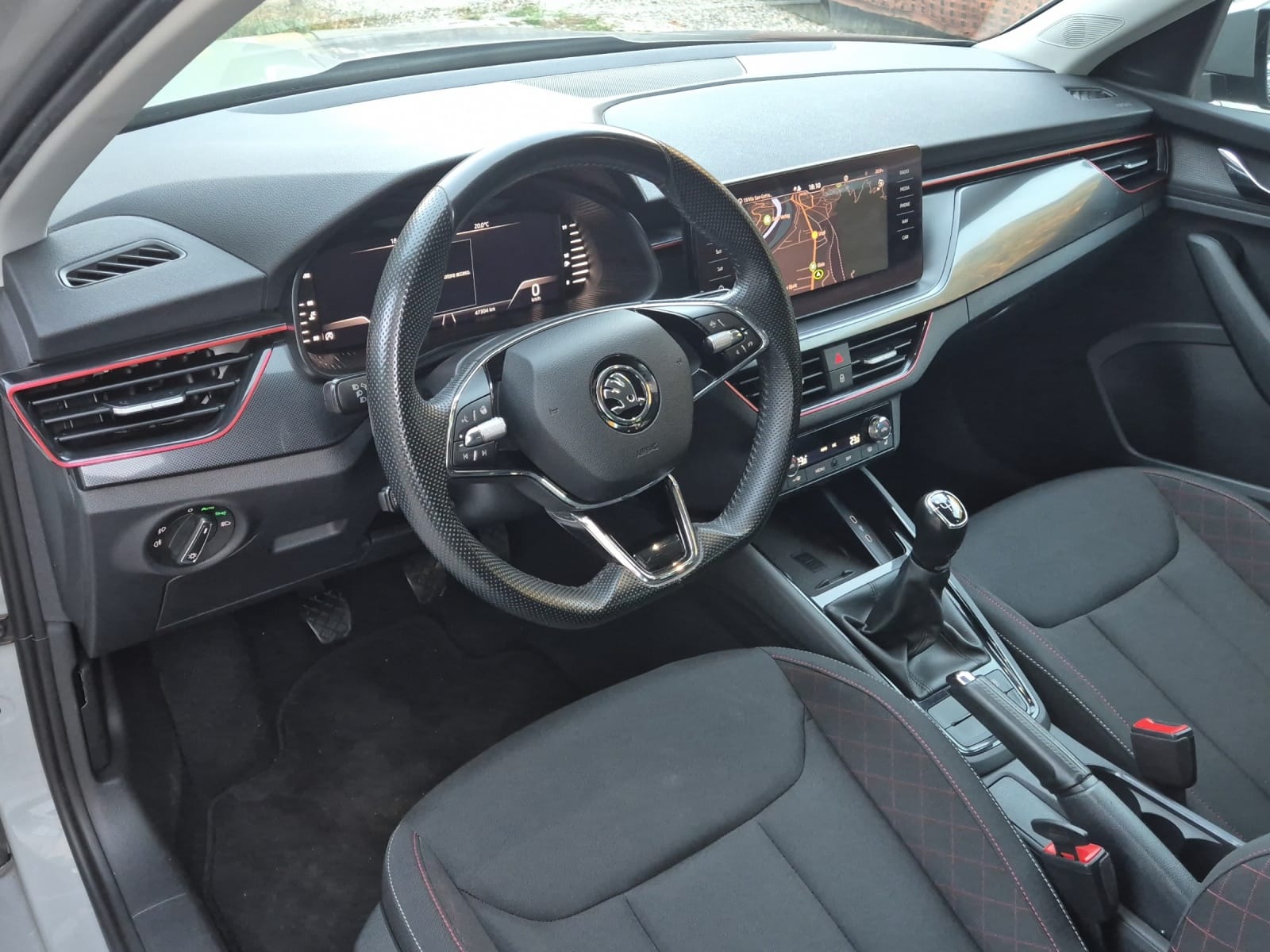 SKODA Kamiq 1.0 TSI Ambition-image-13