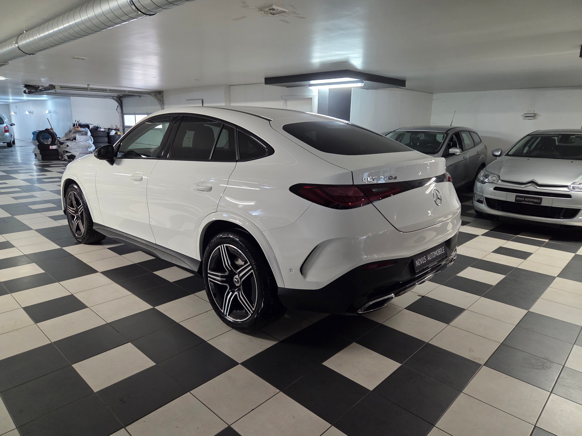 MERCEDES-BENZ GLC Coupé 220 d 4Matic 9G-Tronic-image-2