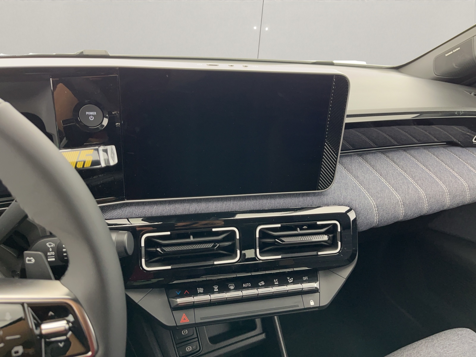 RENAULT R5 E-Tech Comfort Range techno-image-11