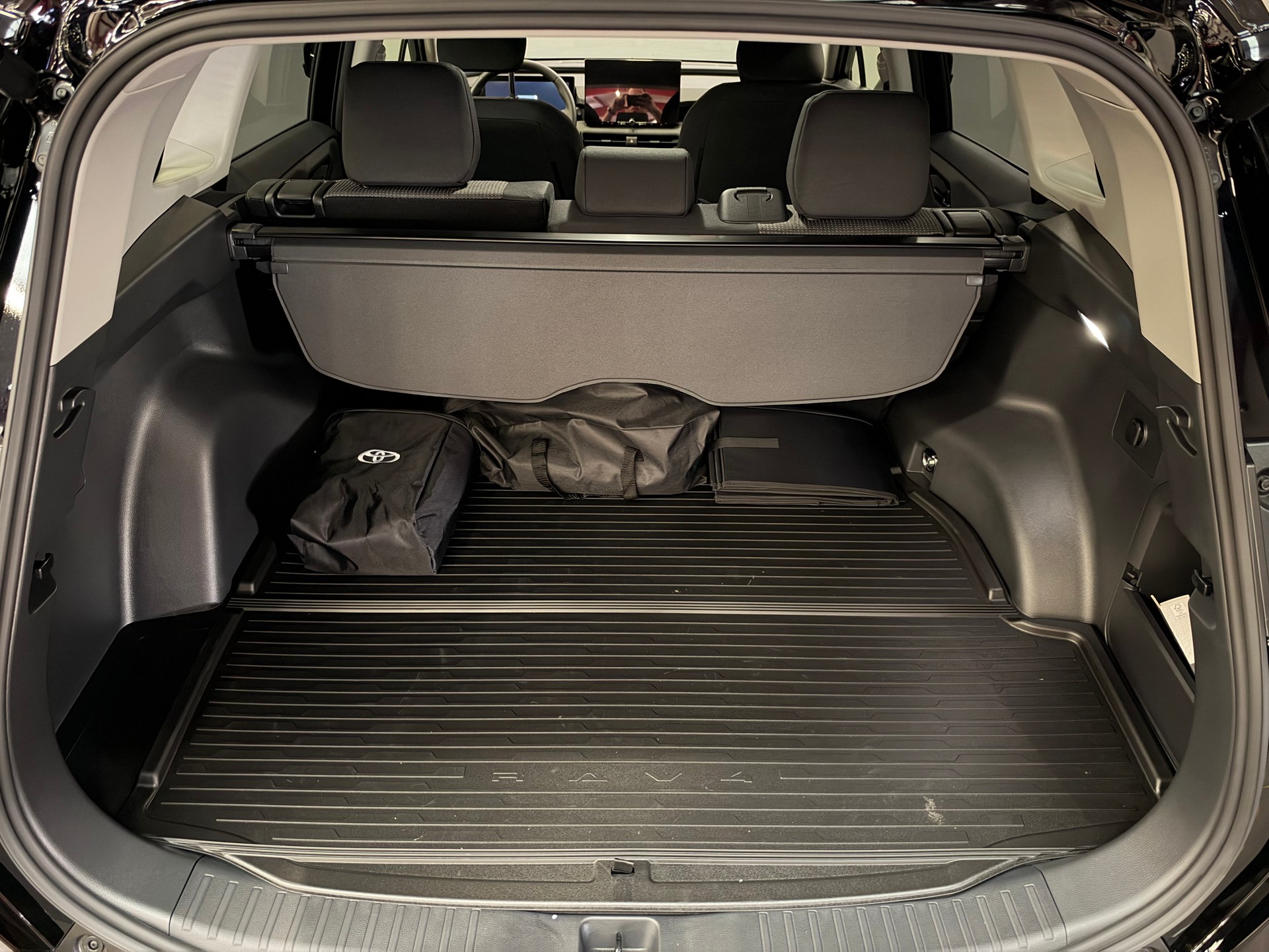 TOYOTA RAV-4 2.5 HSD Trend e-CVT AWD-image-10