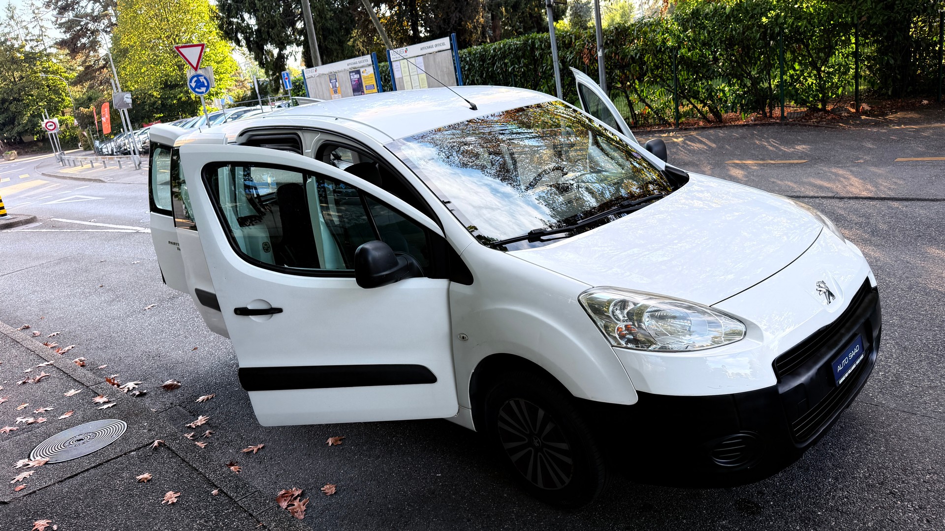 PEUGEOT Partner 1.6 Access-image-13