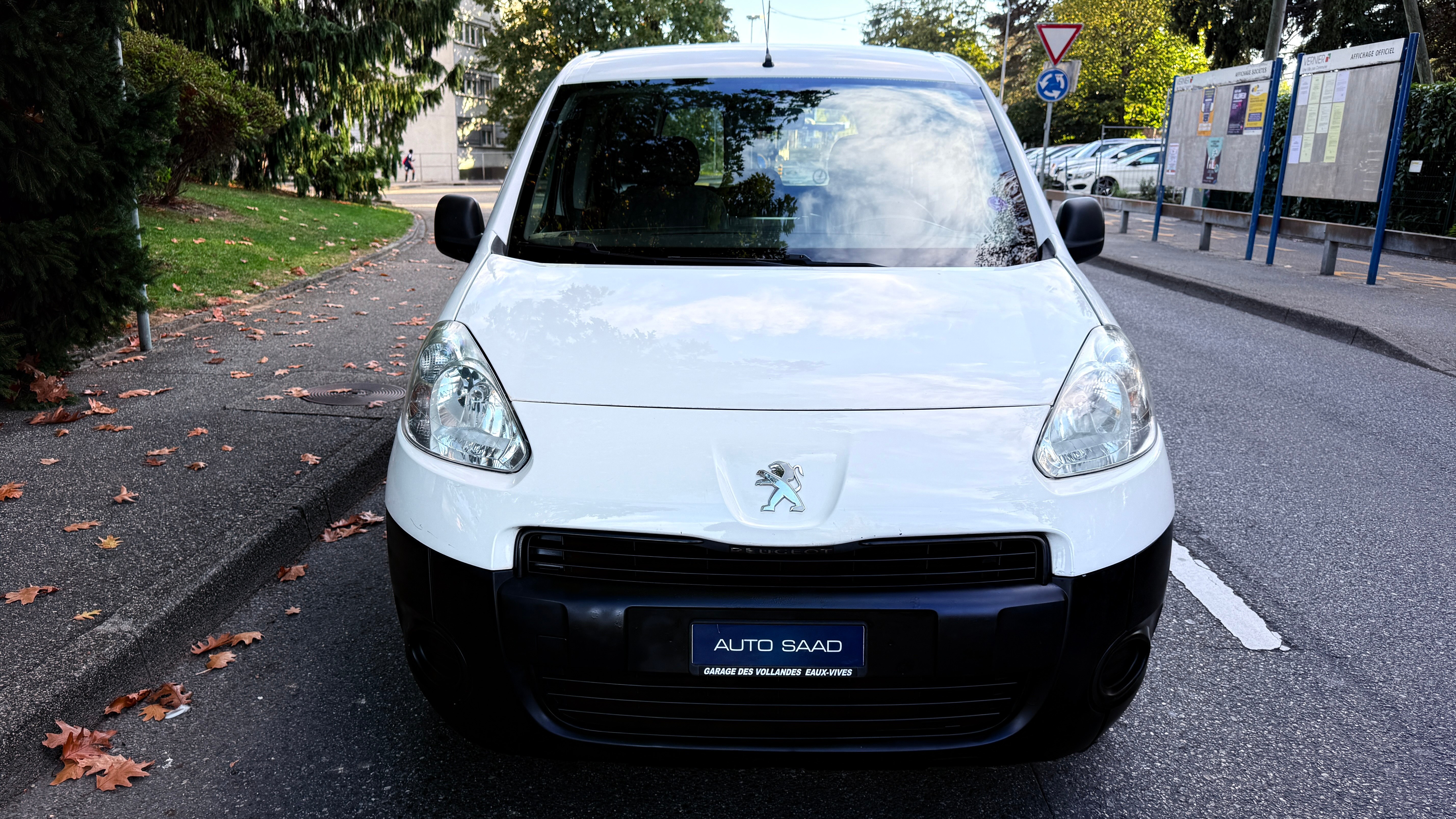 Car photo