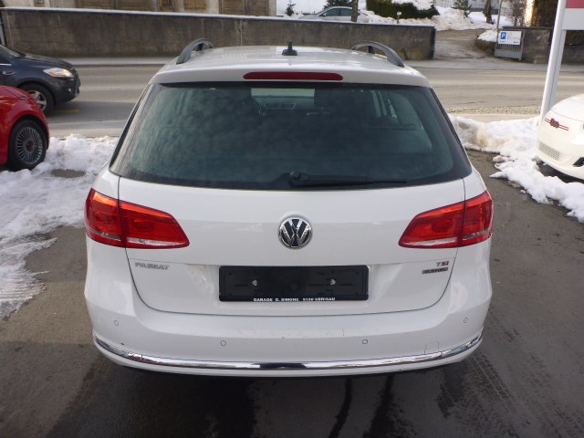 VW Passat Variant 1.4 EcoFuel Comfortline DSG-image-4
