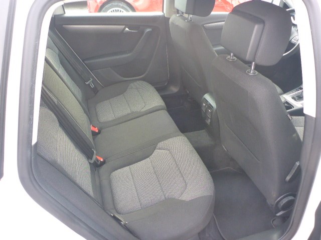VW Passat Variant 1.4 EcoFuel Comfortline DSG-image-8