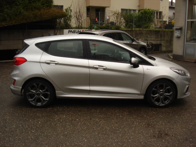 FORD Fiesta 1.0 SCTi ST Line-image-2