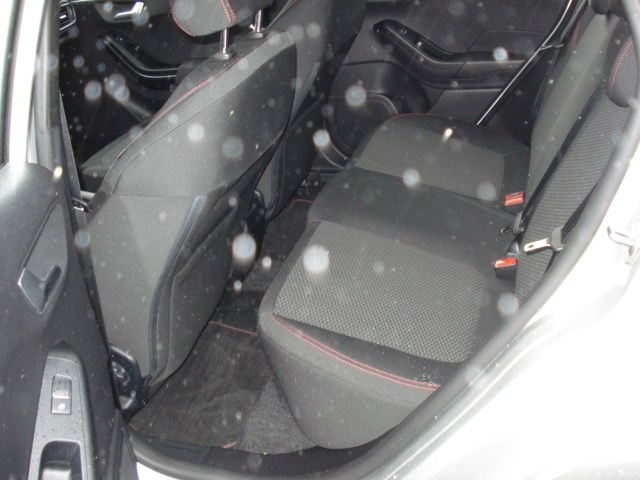 FORD Fiesta 1.0 SCTi ST Line-image-13