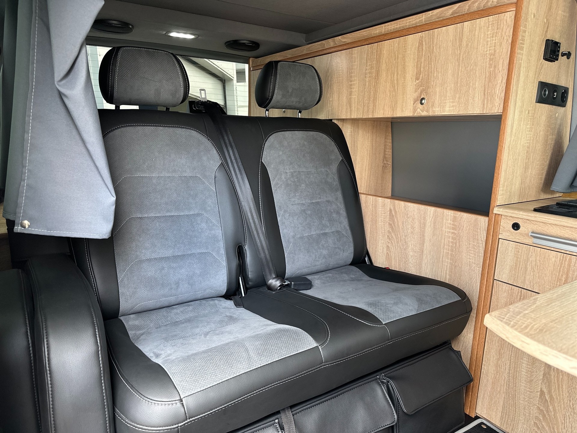 VW T6.1 California 2.0 TDI Coast “LANGVERSION“-image-16