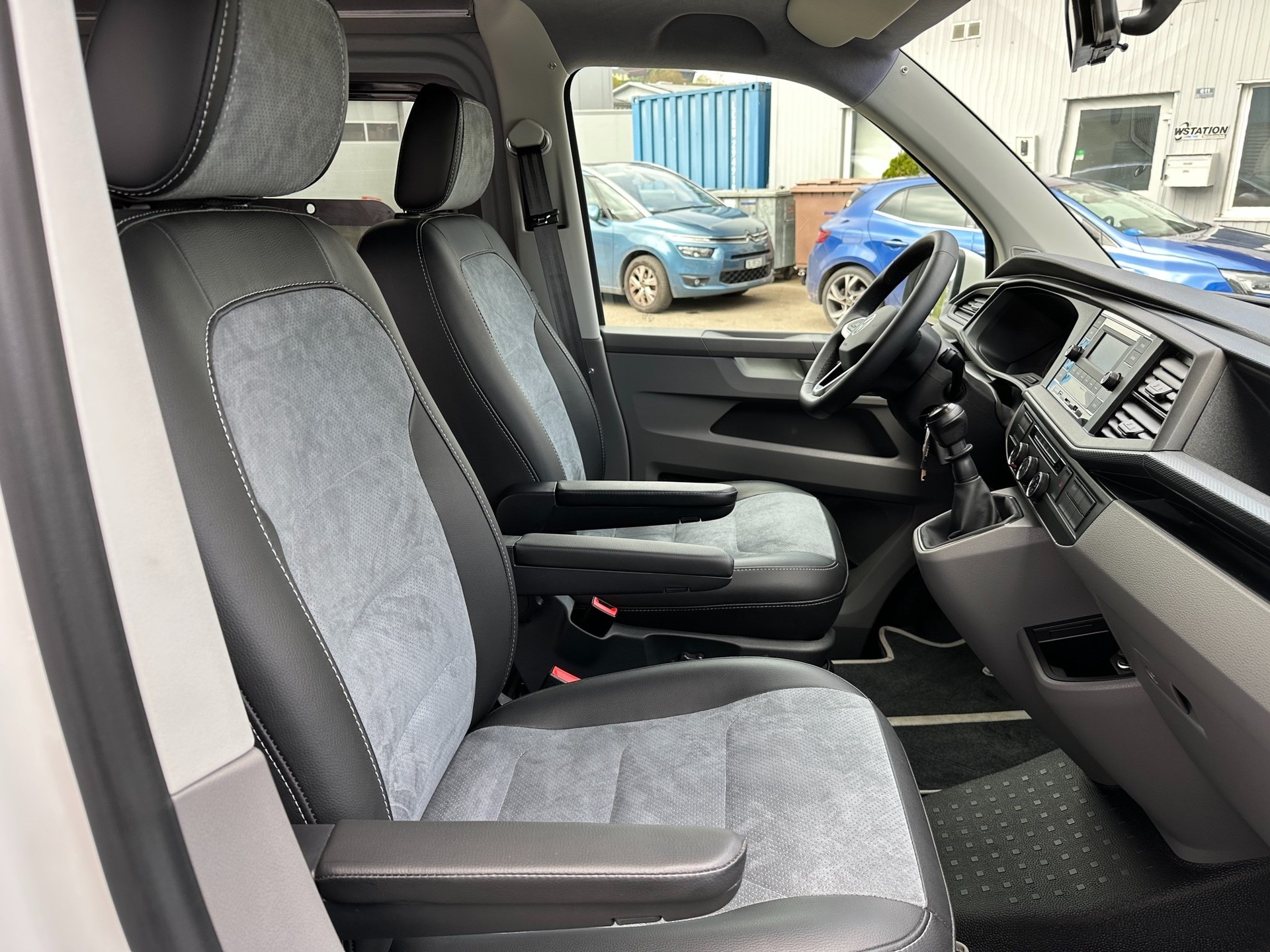 VW T6.1 California 2.0 TDI Coast “LANGVERSION“-image-5