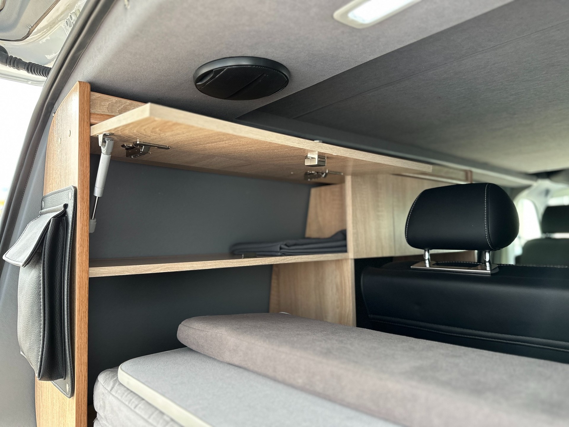 VW T6.1 California 2.0 TDI Coast “LANGVERSION“-image-9