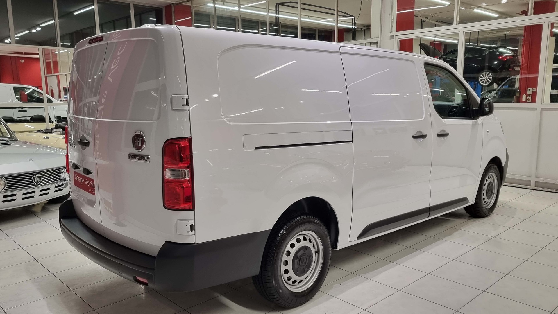 FIAT Scudo Kaw. L3 2.0 Multijet 145 Business Worker-image-4