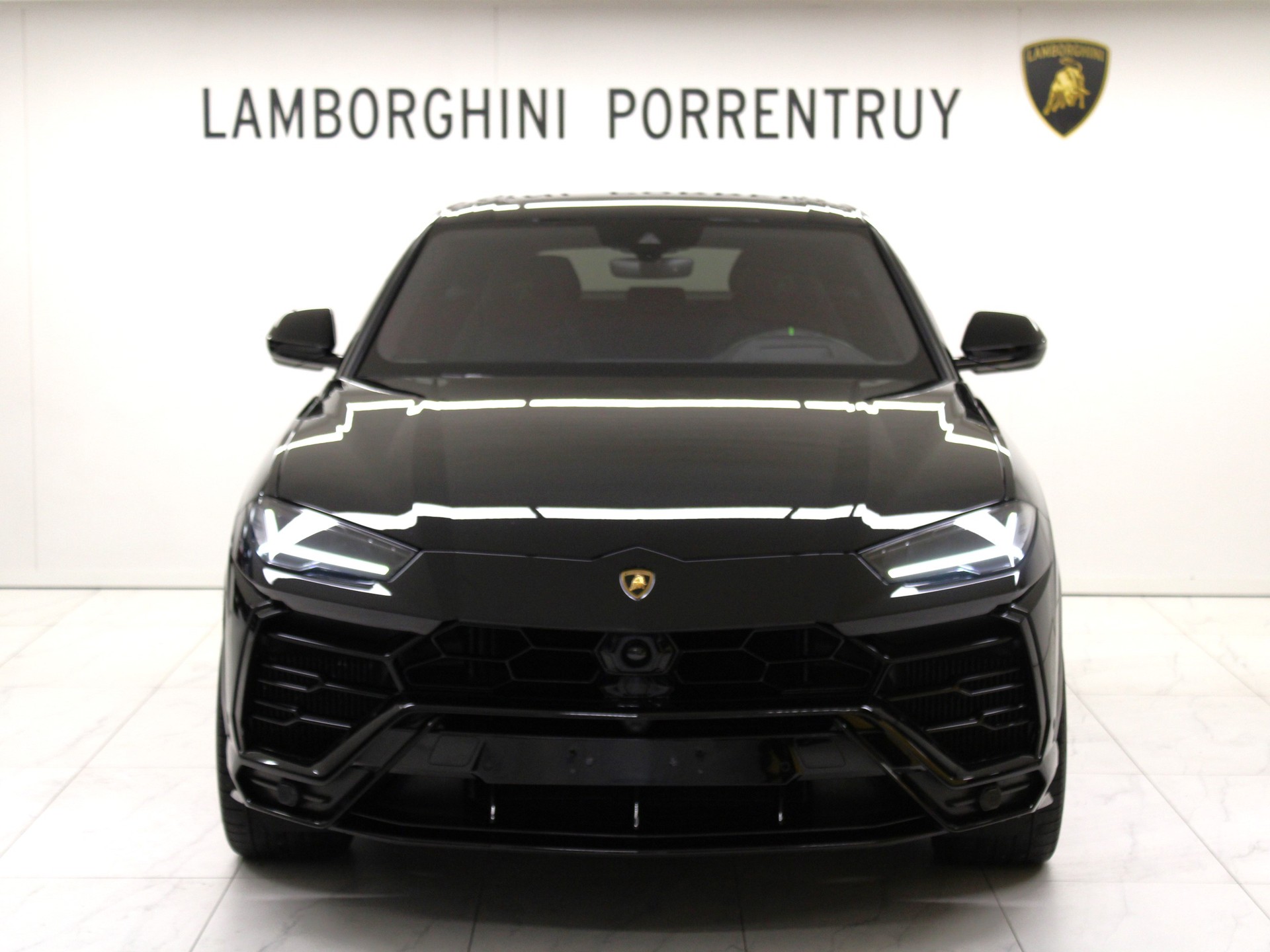 LAMBORGHINI Urus E-Gear-image-7