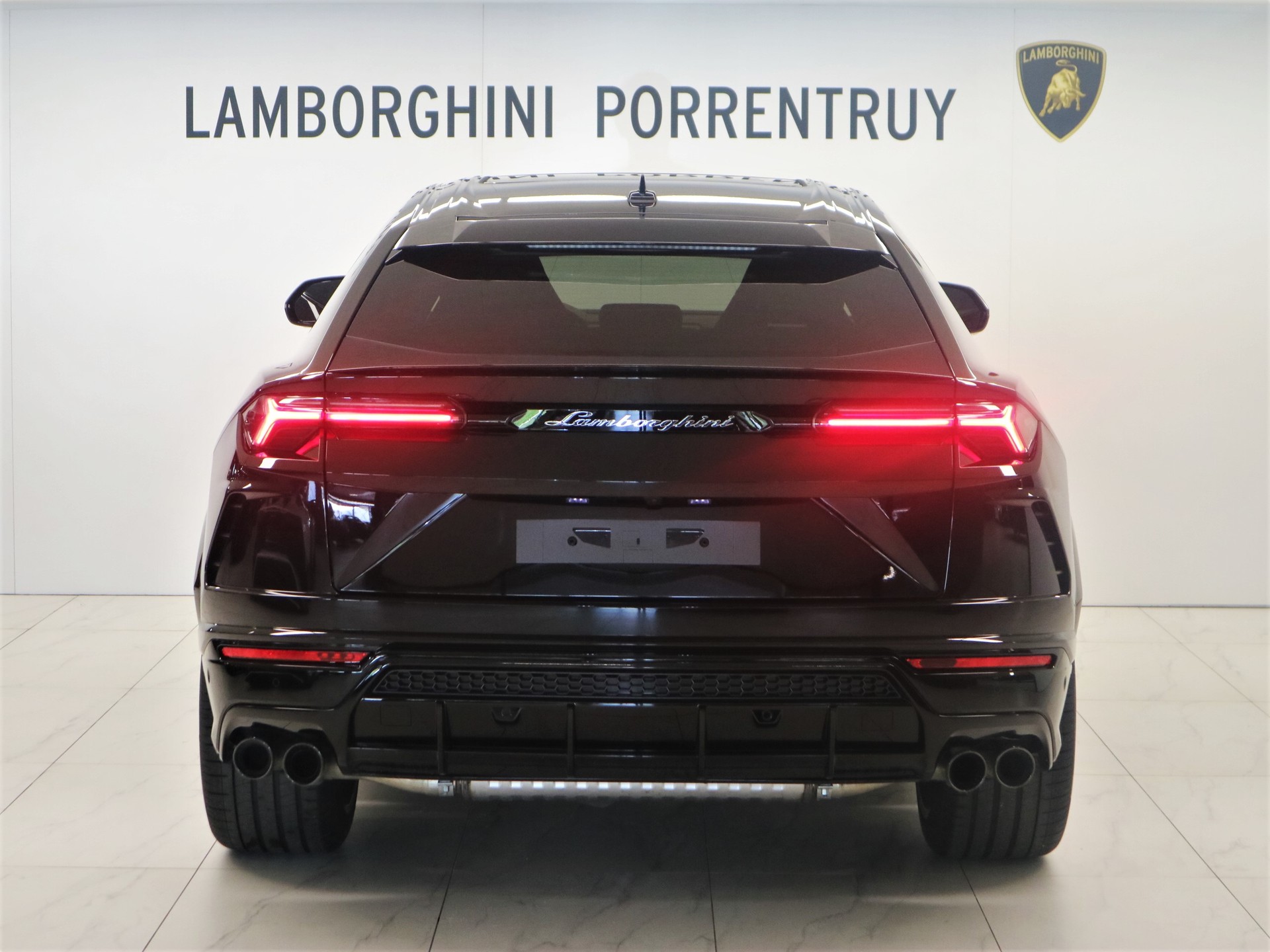 LAMBORGHINI Urus E-Gear-image-6