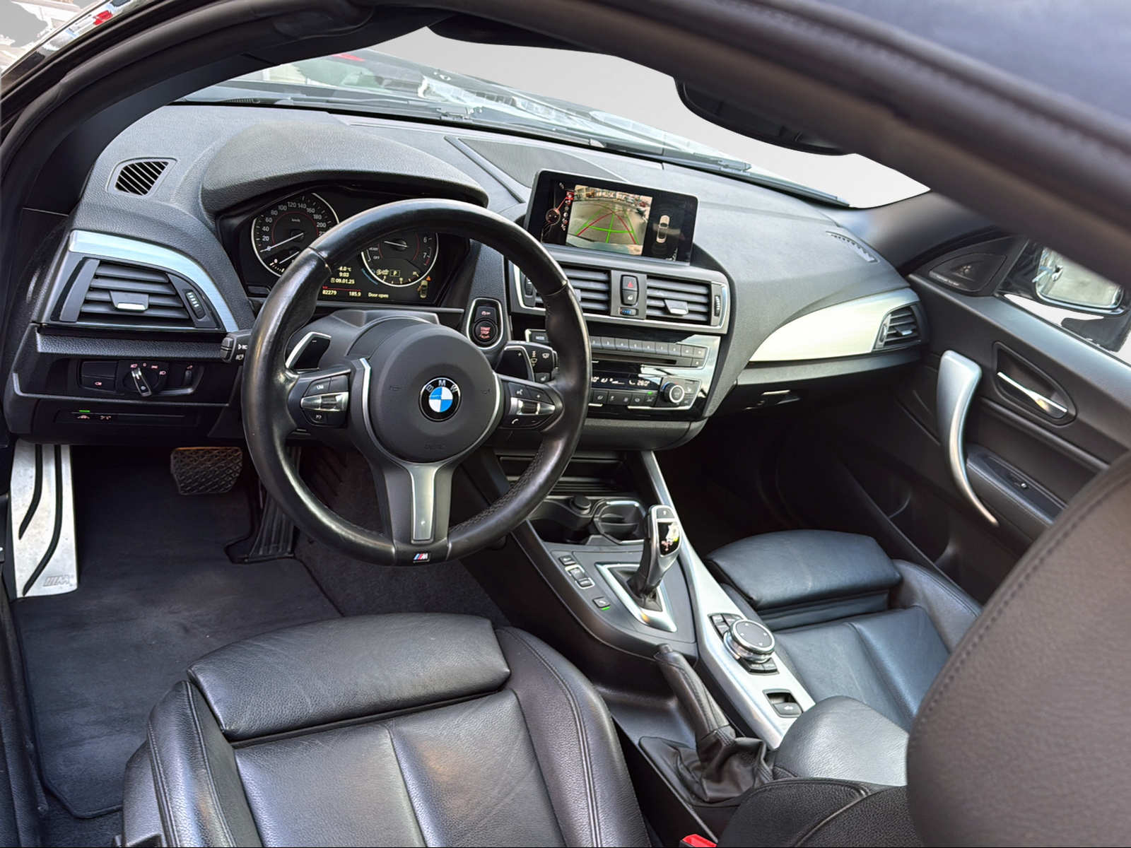 BMW M235i-image-8