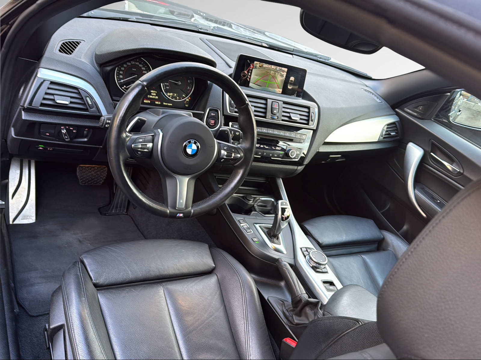 BMW M235i-image-9