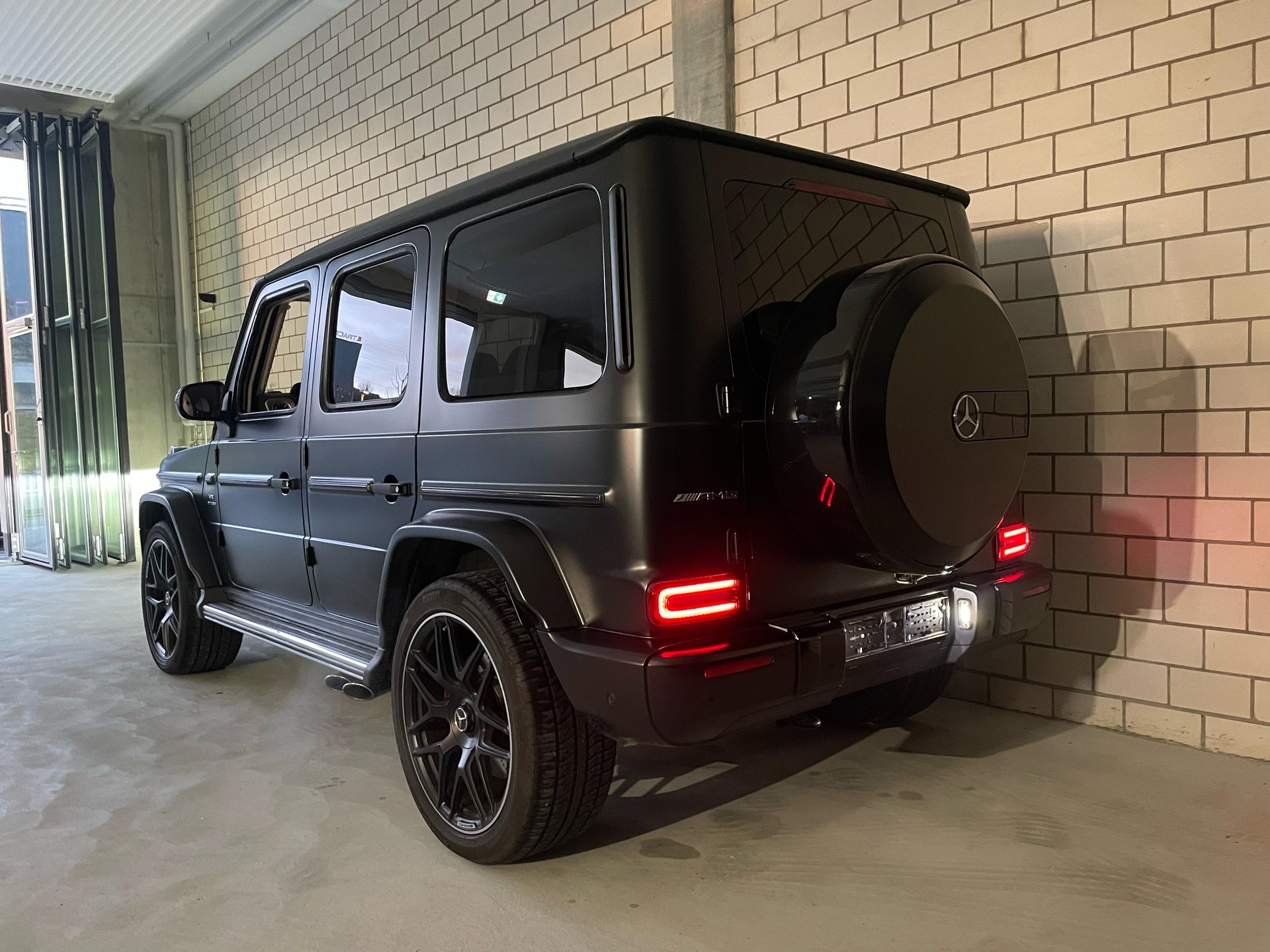 MERCEDES-BENZ G 63 AMG Speedshift Plus G-Tronic Designo Mattlackierung-image-2