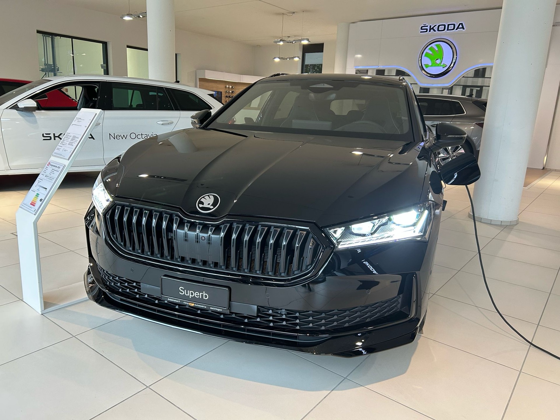 SKODA Superb Combi 1.5 TSI PHEV Sportline DSG-image-10