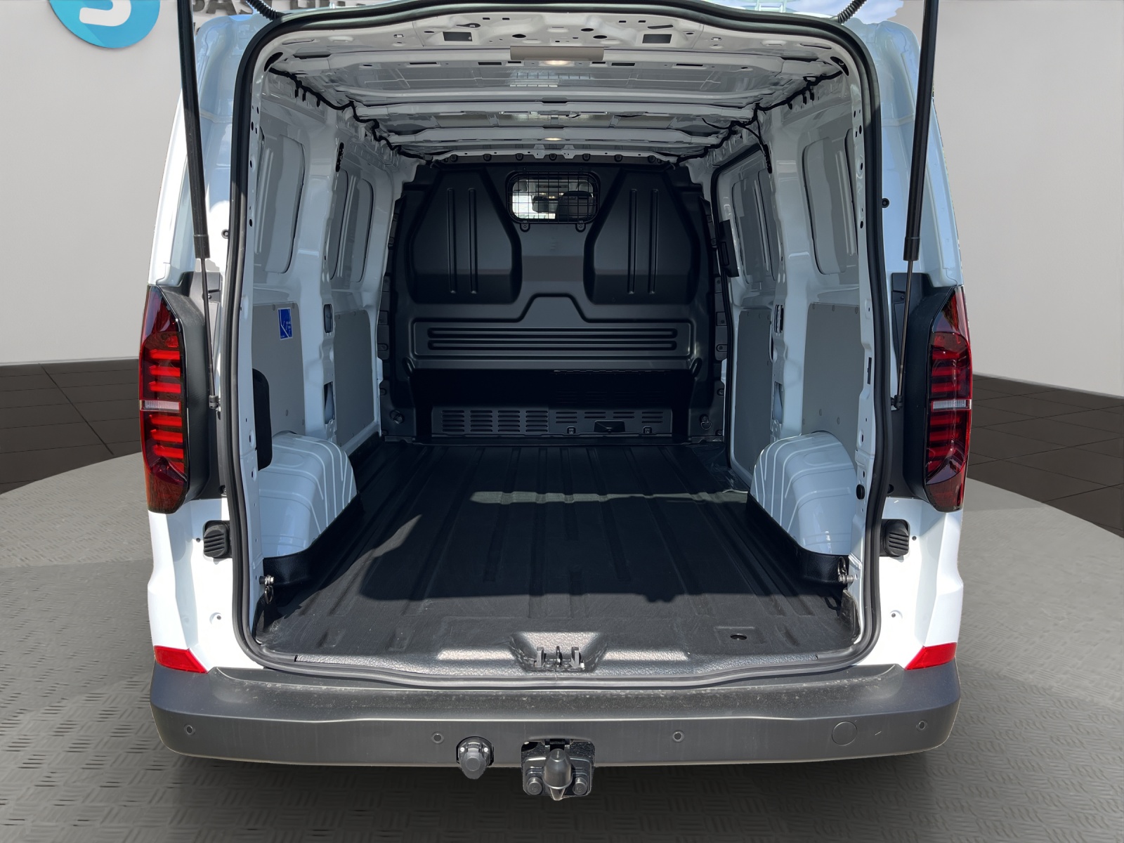 VW e-Transporter Plus 70 kWh-image-3