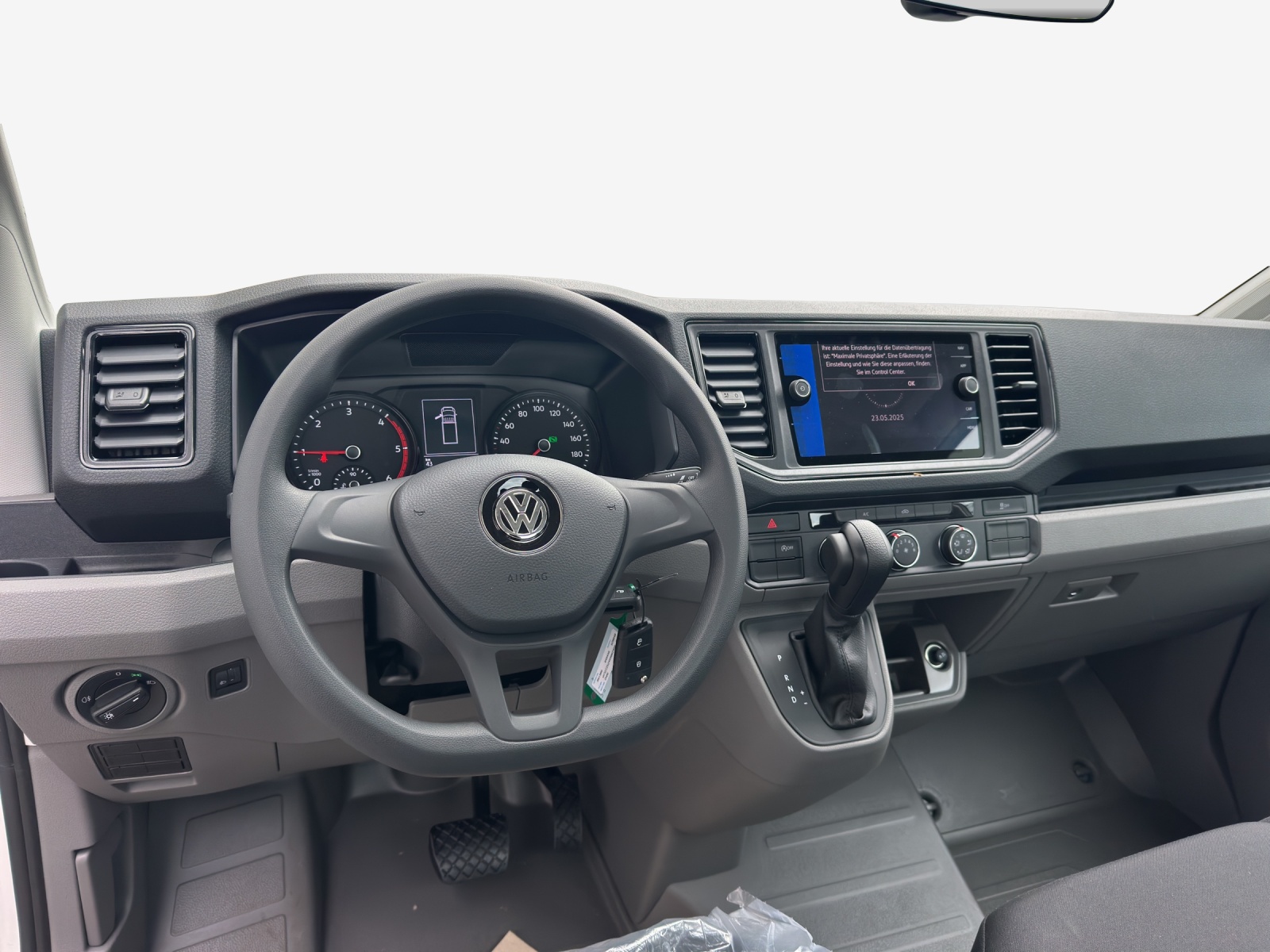 VW Crafter 35 2.0 TDI Kipp./Prits./Koffer+Heb. Champion L3 A-image-9
