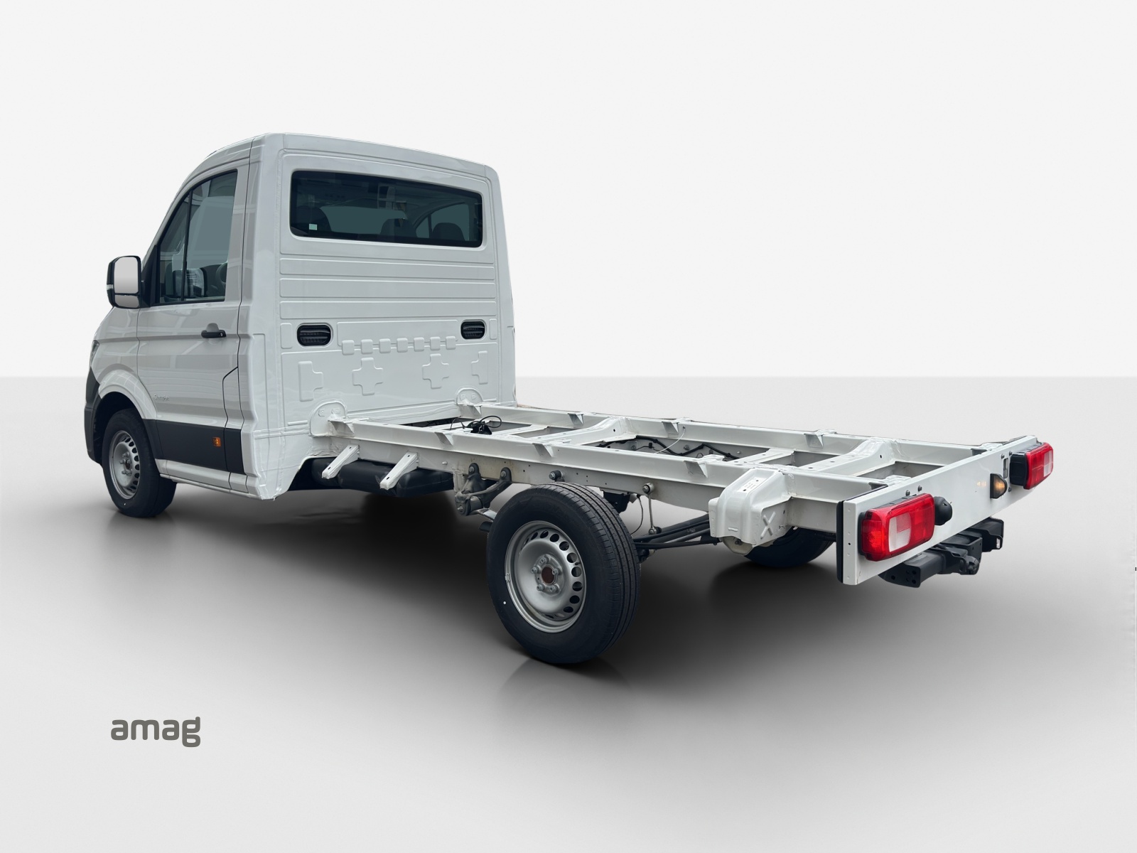 VW Crafter 35 2.0 TDI Kipp./Prits./Koffer+Heb. Champion L3 A-showroom-element-2