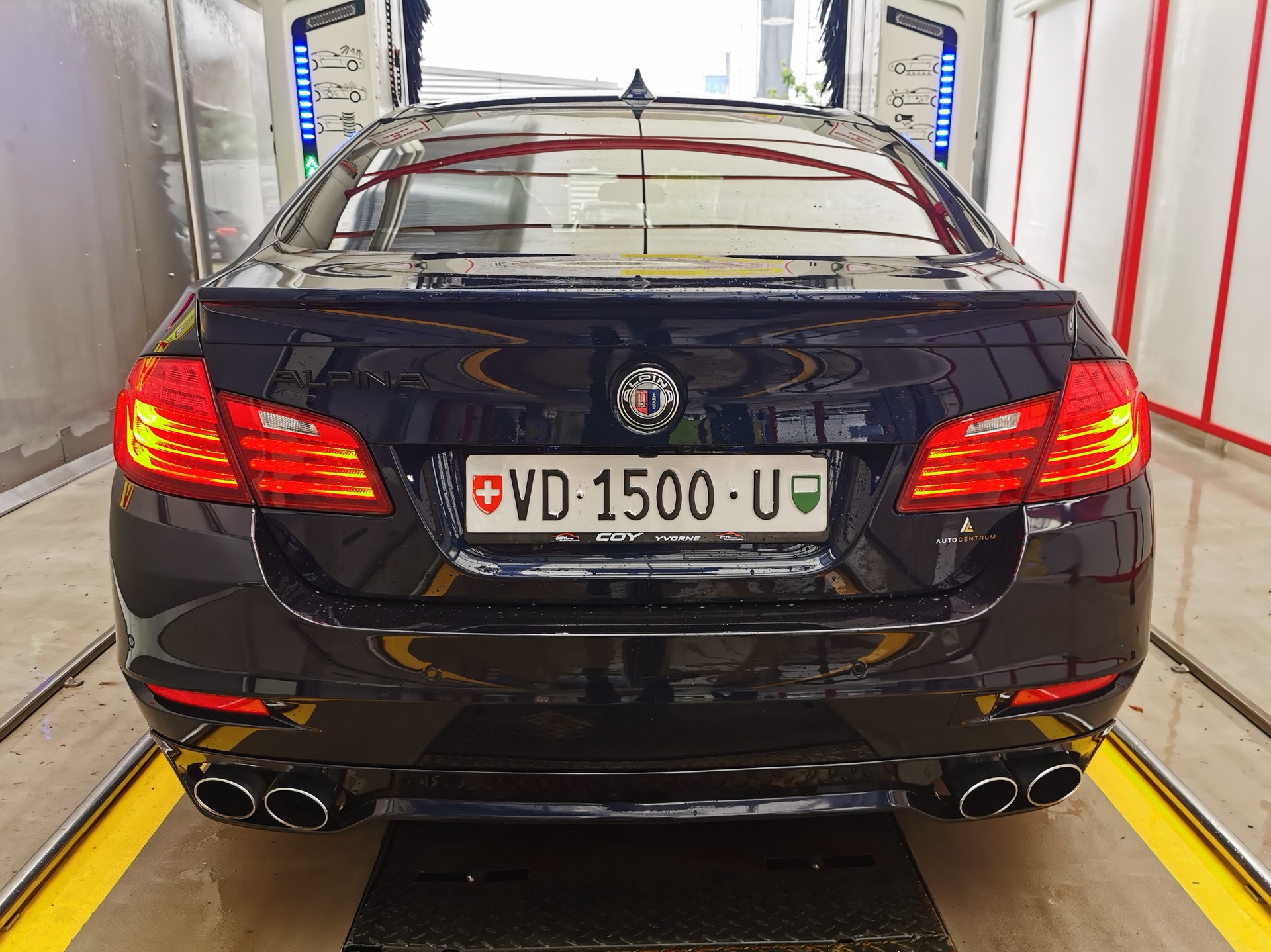 BMW-ALPINA D5 BiTurbo 3.0d Switch-Tronic-image-8