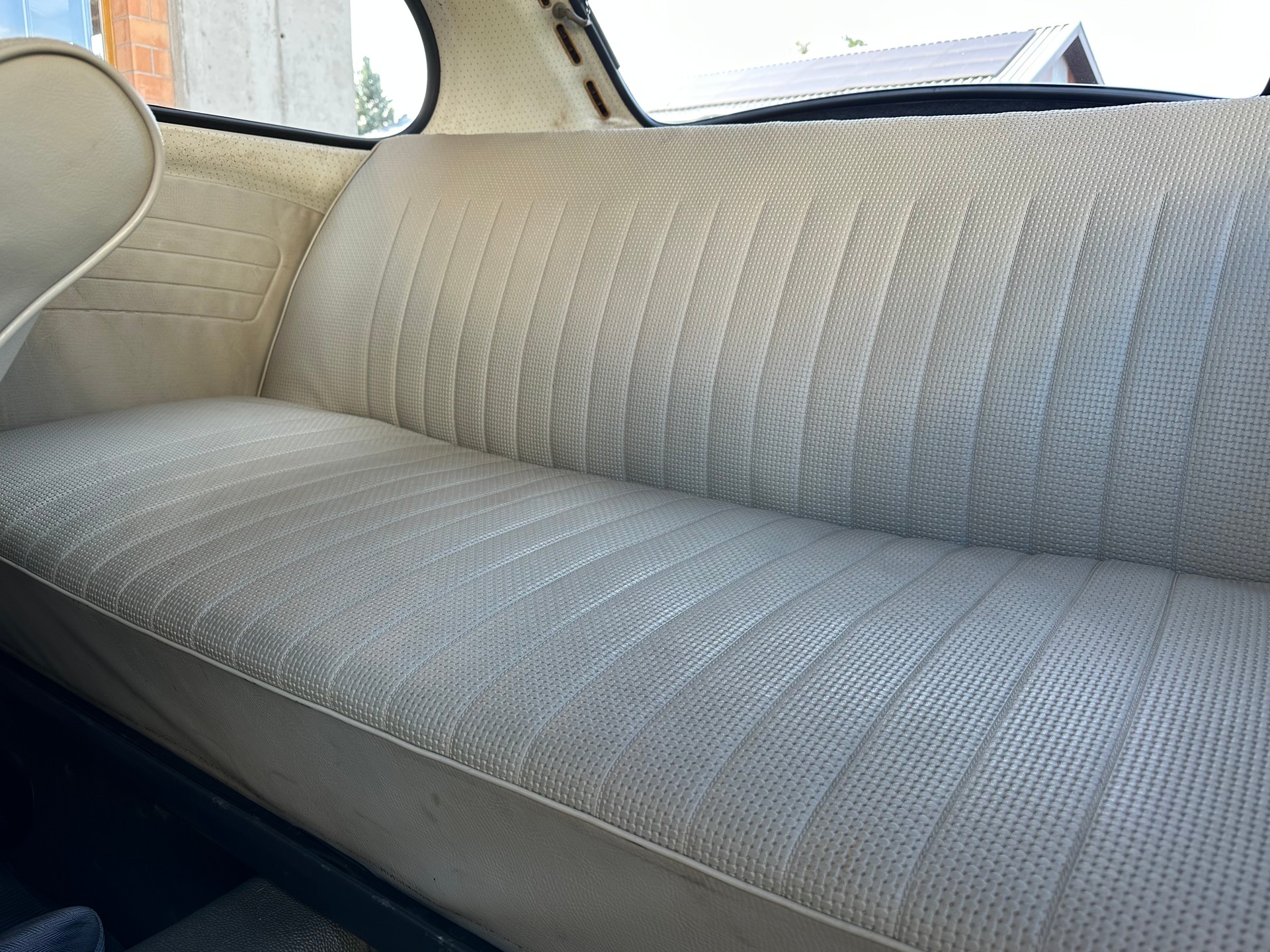 VW 11-1300-image-10