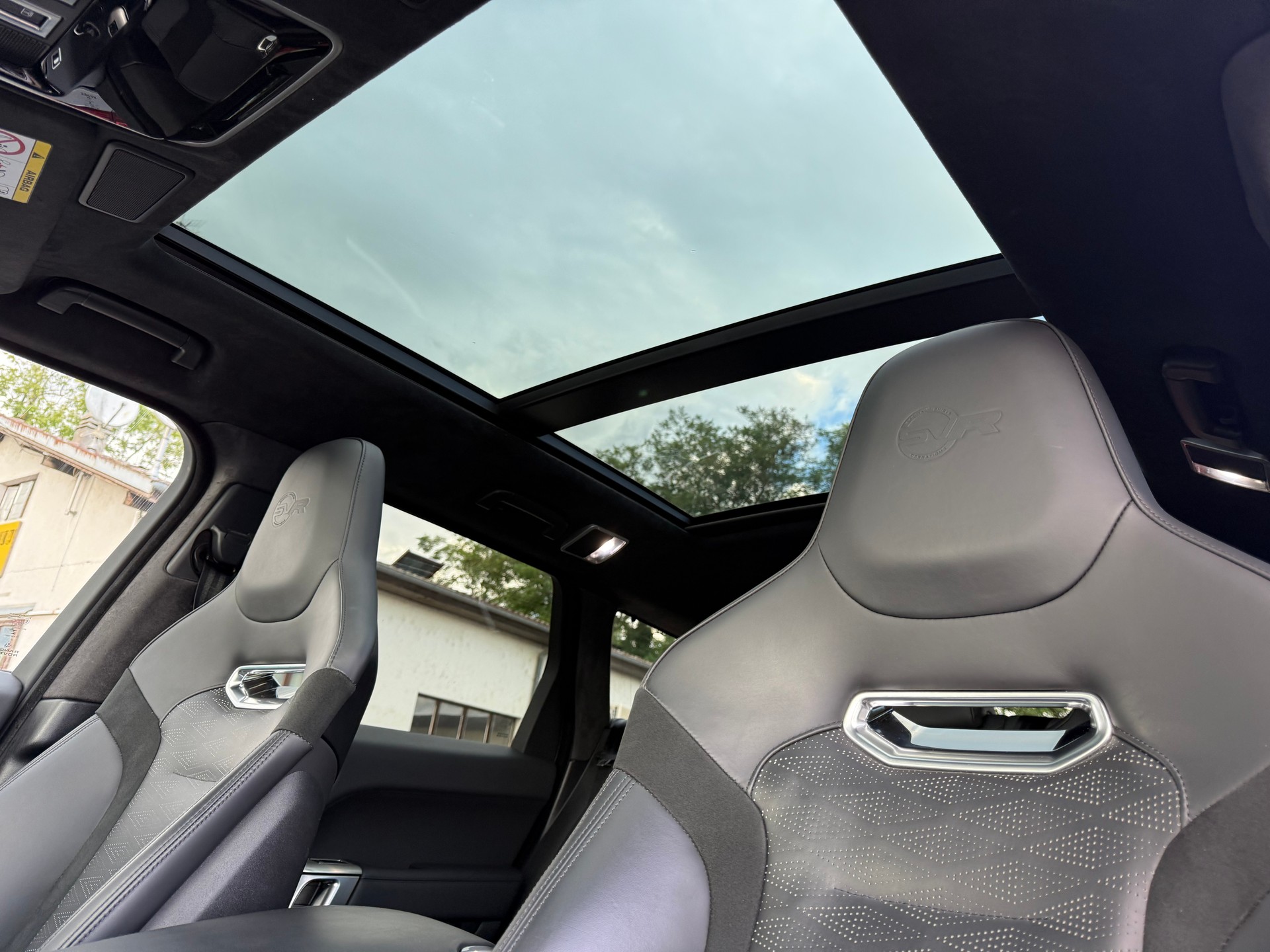 LAND ROVER Range Rover Sport 5.0 V8 S/C SVR Automatic-image-9