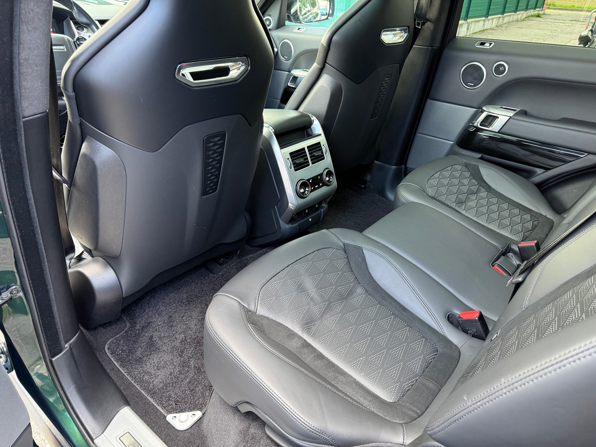 LAND ROVER Range Rover Sport 5.0 V8 S/C SVR Automatic-image-13