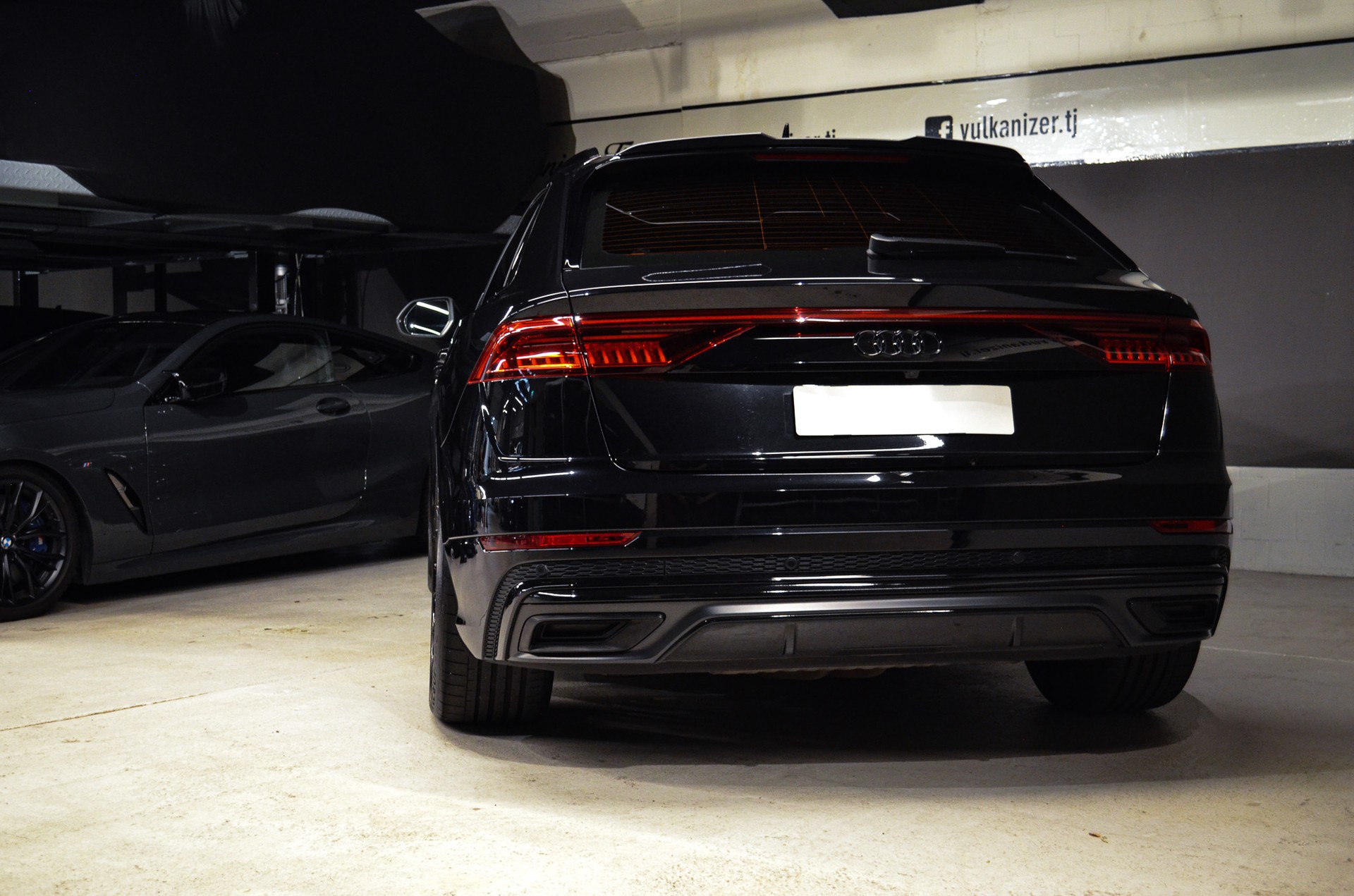 AUDI Q8 55 TFSI quattro tiptronic-image-7