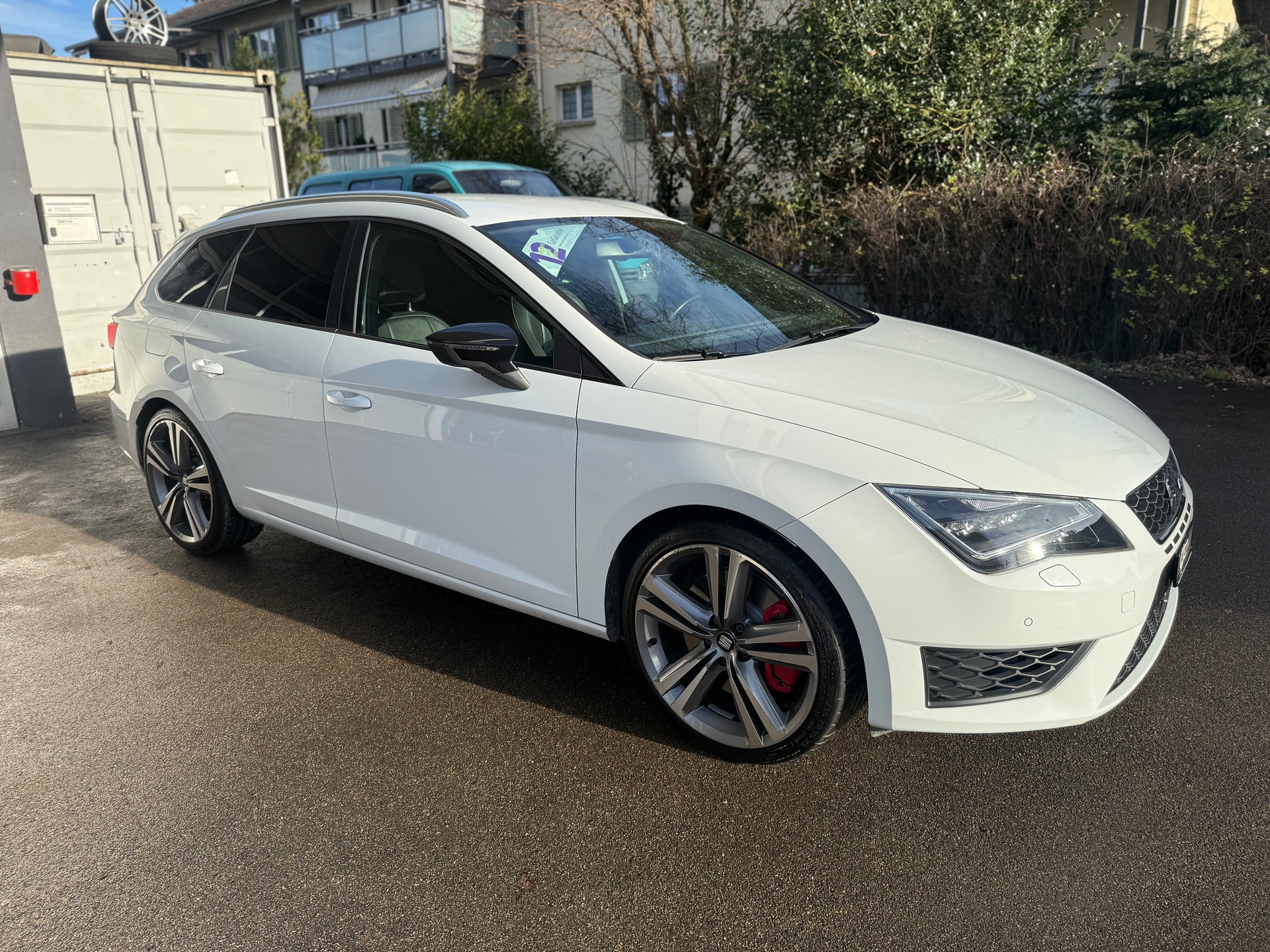 SEAT Leon ST 2.0 TSI Cupra 280 DSG-image-1