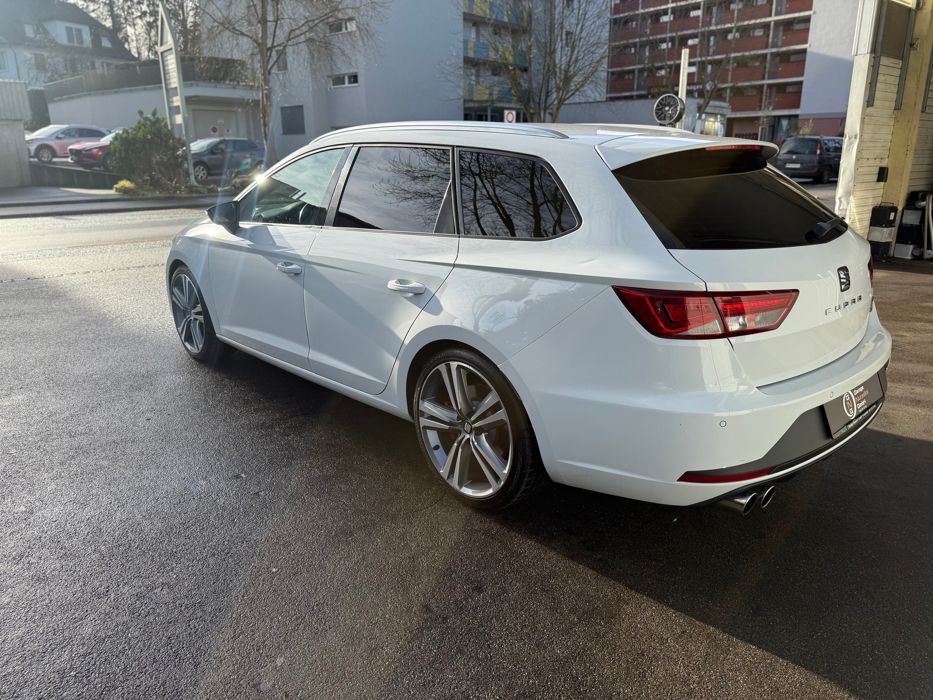 SEAT Leon ST 2.0 TSI Cupra 280 DSG-image-4