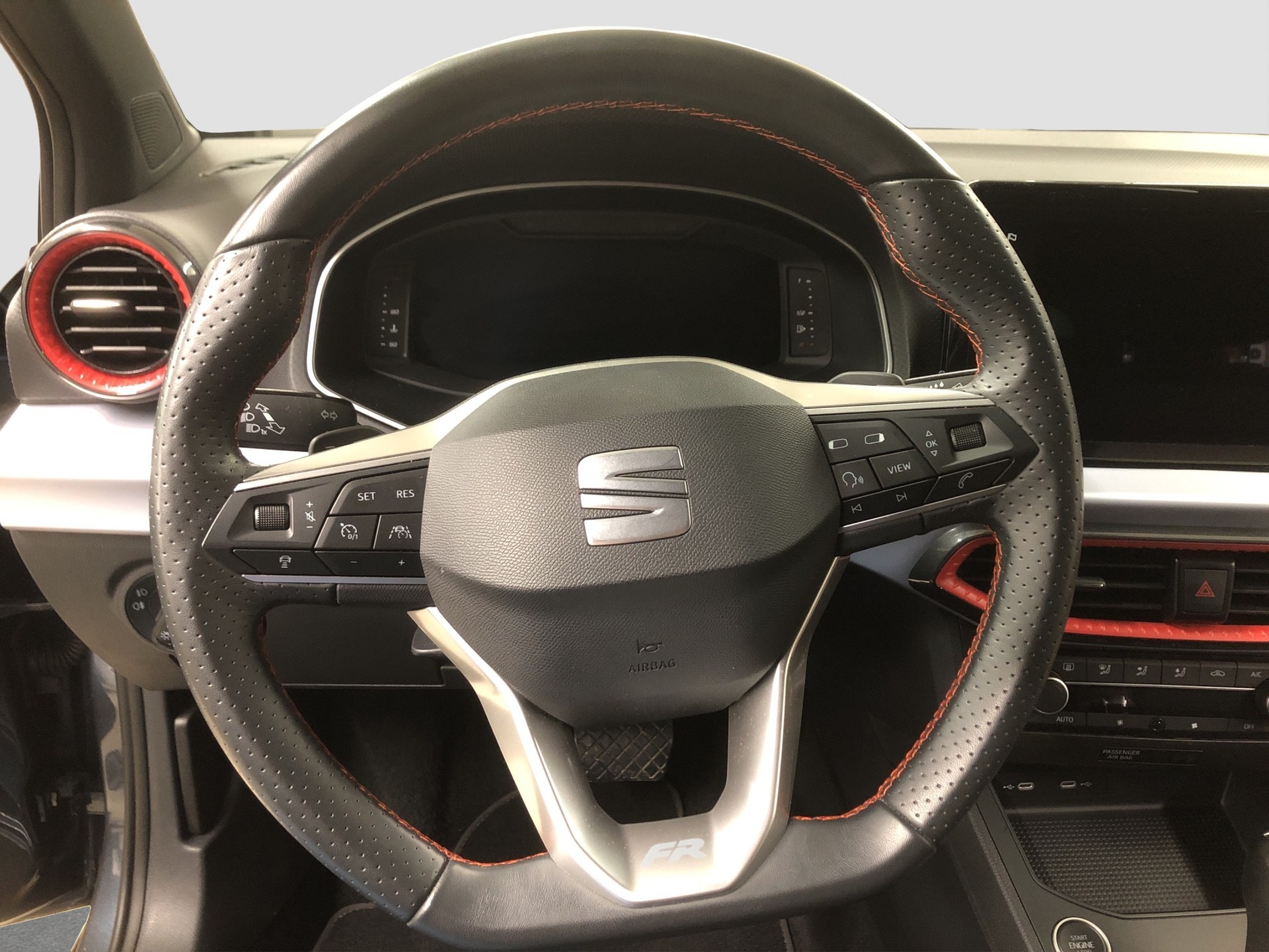 SEAT Ibiza 1.5 EcoTSI FR DSG-image-9