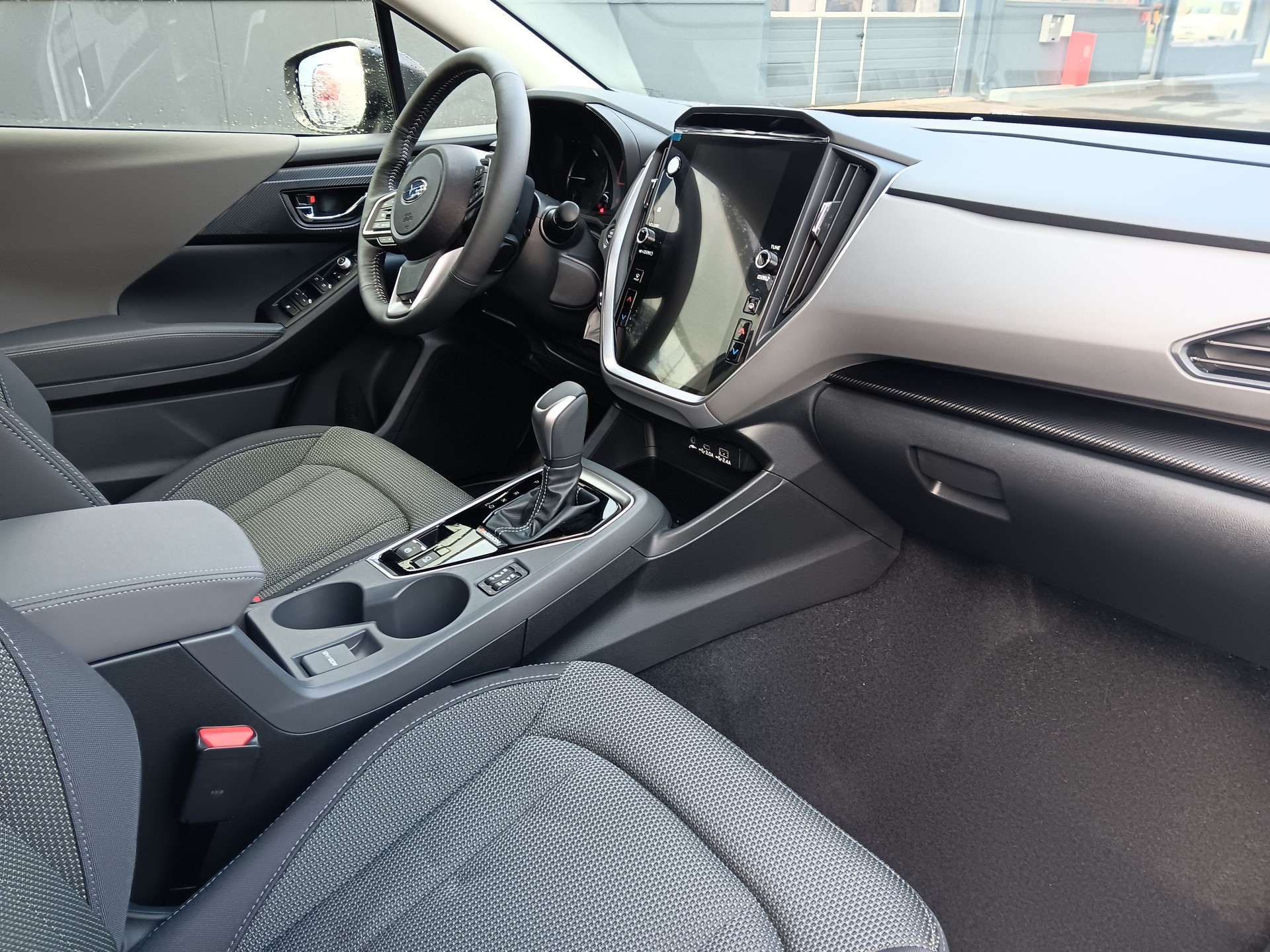 SUBARU Crosstrek 2.0 e-Boxer Passion AWD Lineartronic-image-3