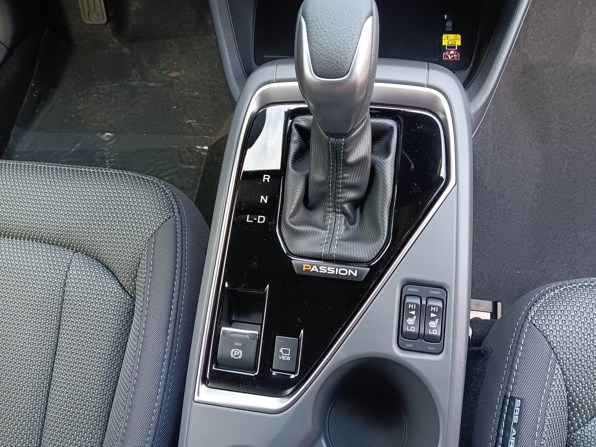SUBARU Crosstrek 2.0 e-Boxer Passion AWD Lineartronic-image-4