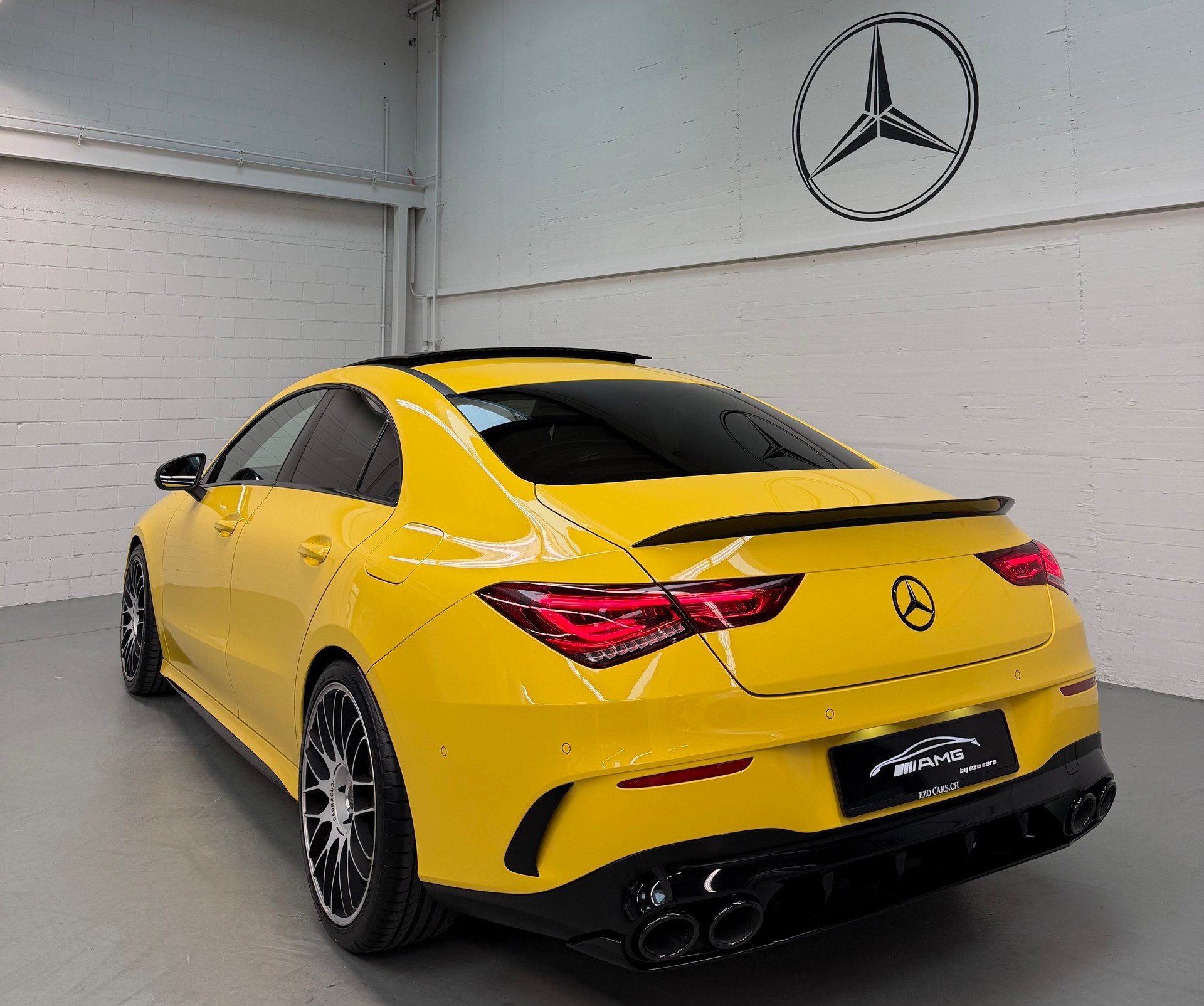 MERCEDES-BENZ CLA 35 AMG 4Matic 7G-DCT Limited Yellow Black Performance Aktionsleasing ab 399.--image-8