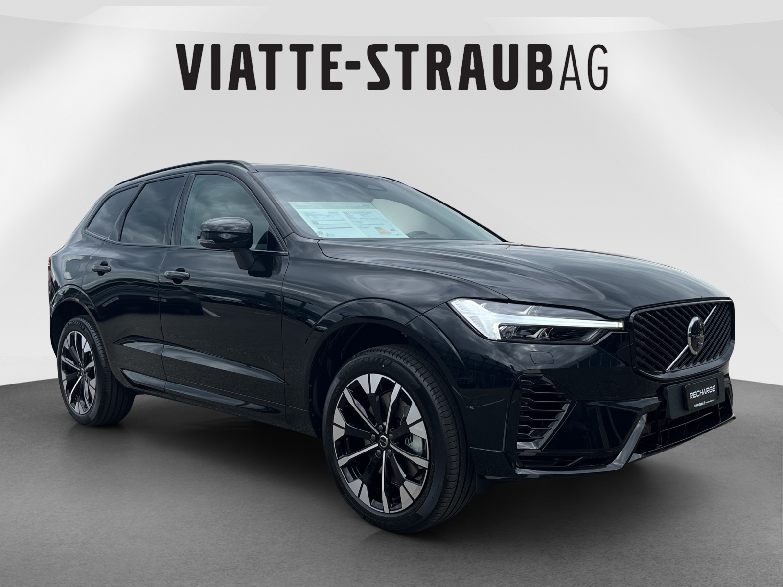 VOLVO XC60 2.0 T6 TE Ultra Dark eAWD-image-6