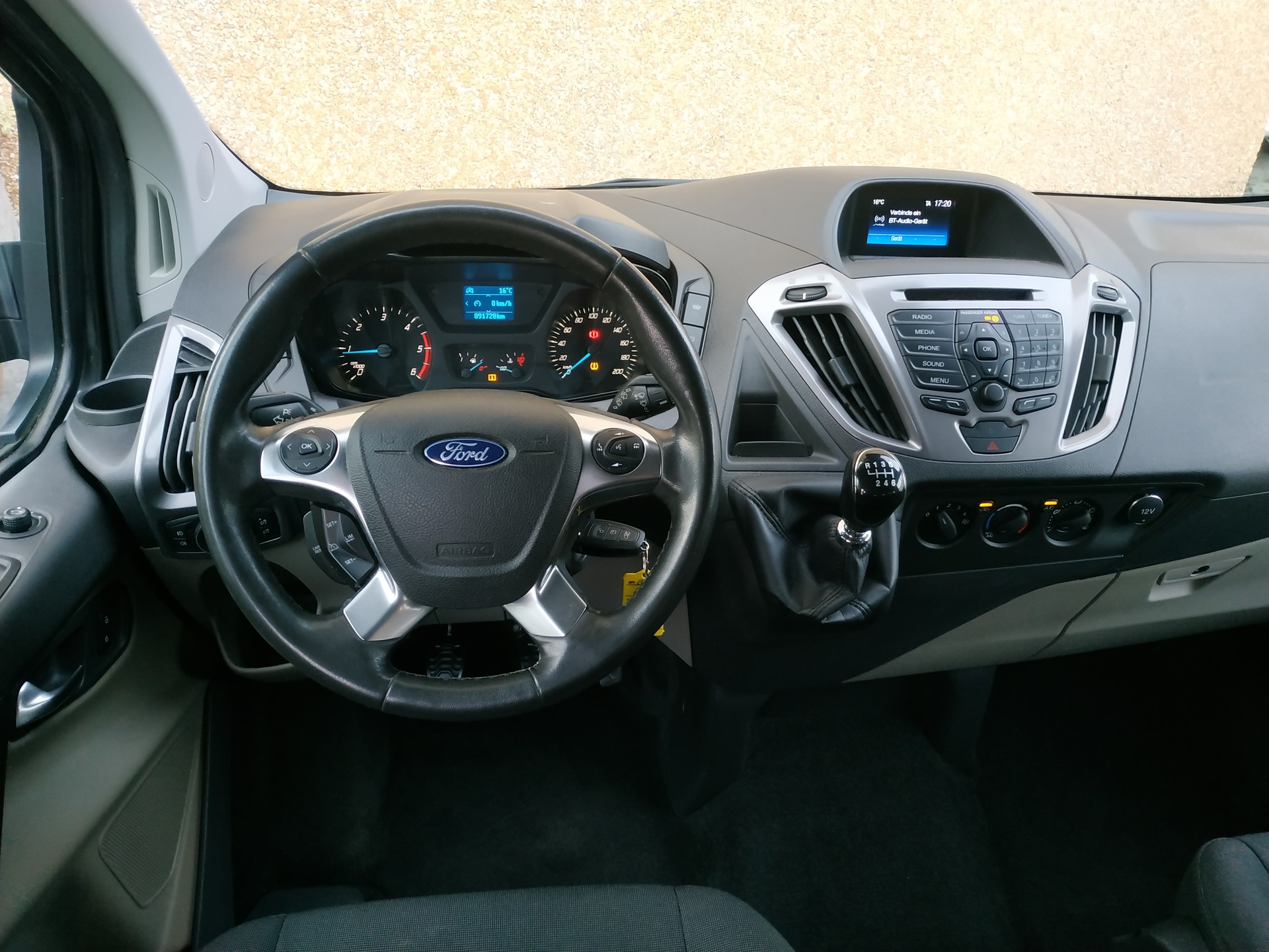 FORD Tourneo Custom 310 L2H1 Trend-image-10