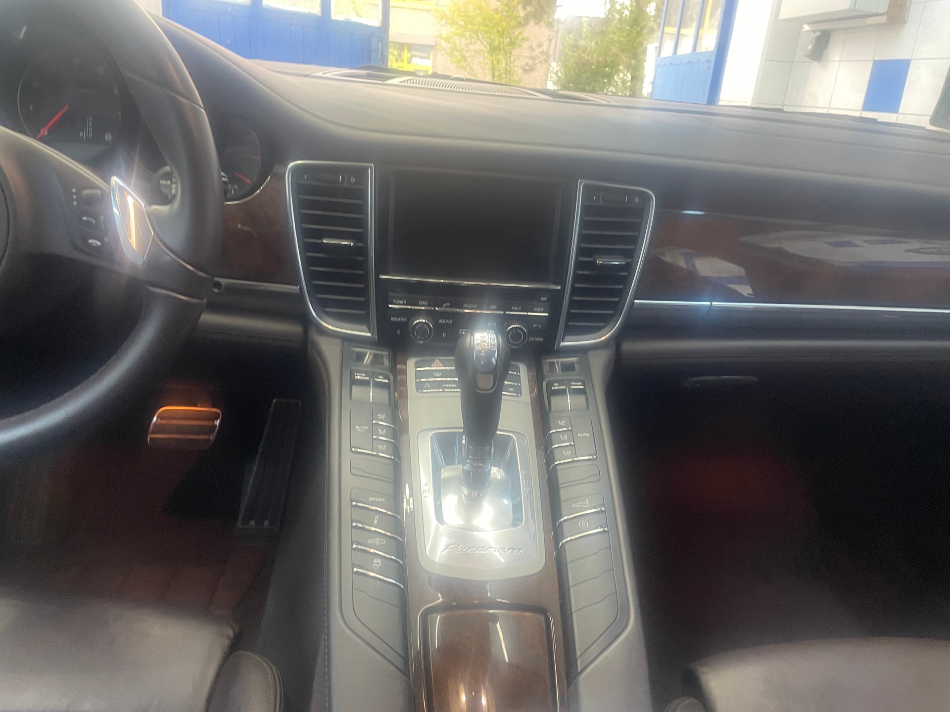 PORSCHE Panamera 4 3.6 PDK-image-10