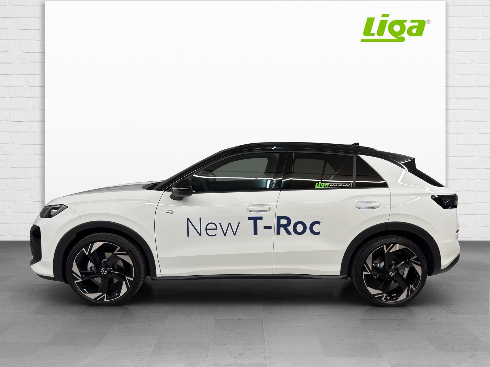 VW T-Roc 1.5 eTSI R-Line DSG-image-0