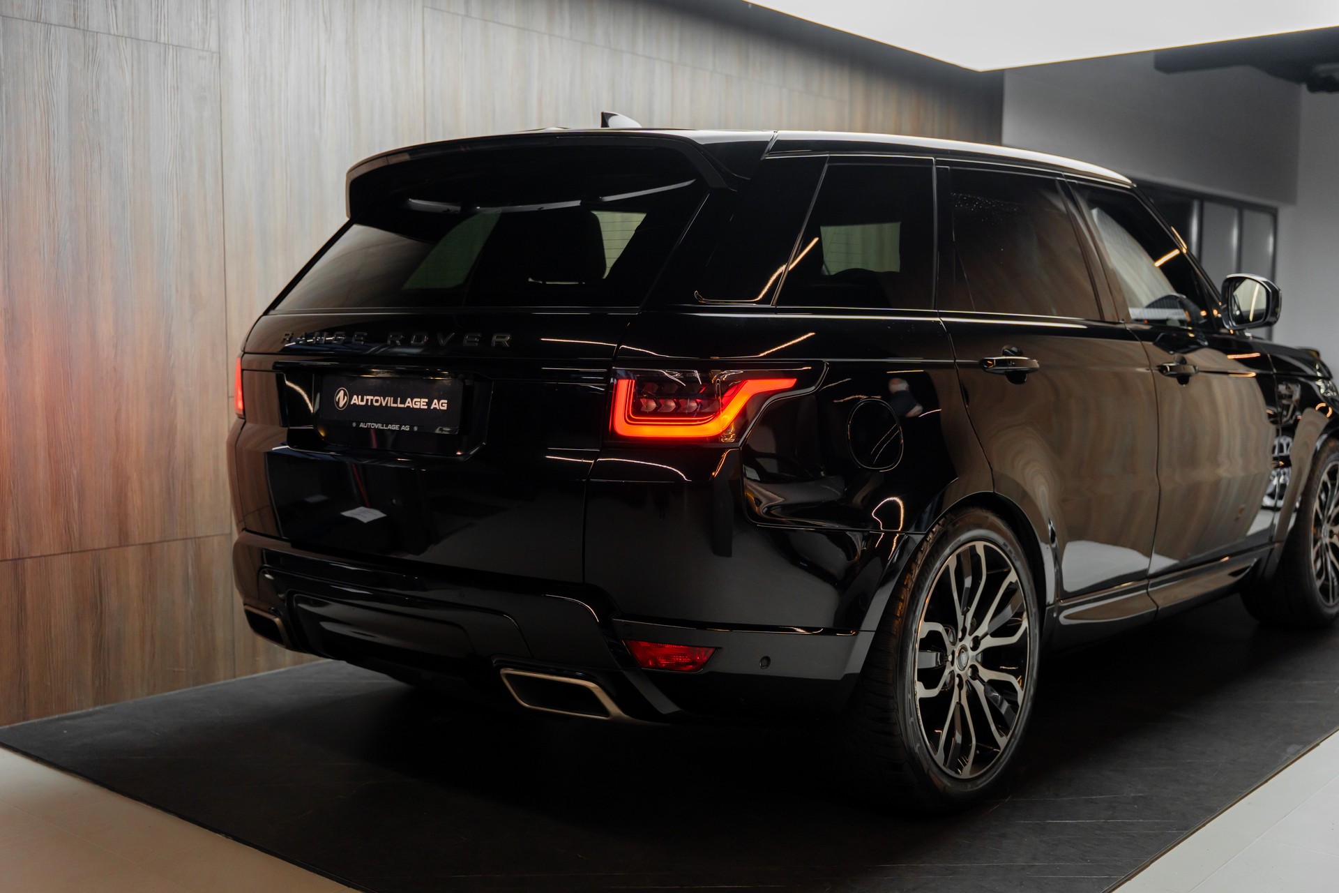 LAND ROVER Range Rover Sport 3.0 SDV6 HSE Automatic-image-27
