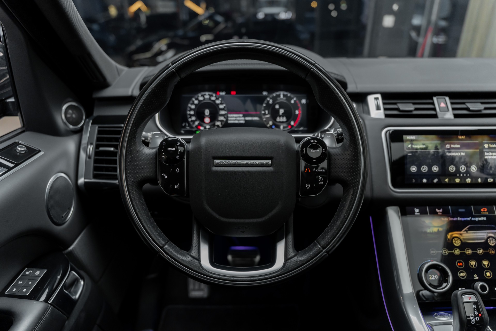 LAND ROVER Range Rover Sport 3.0 SDV6 HSE Automatic-image-16