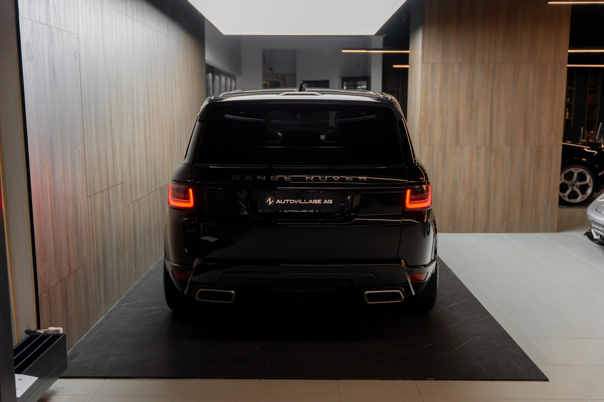 LAND ROVER Range Rover Sport 3.0 SDV6 HSE Automatic-image-29