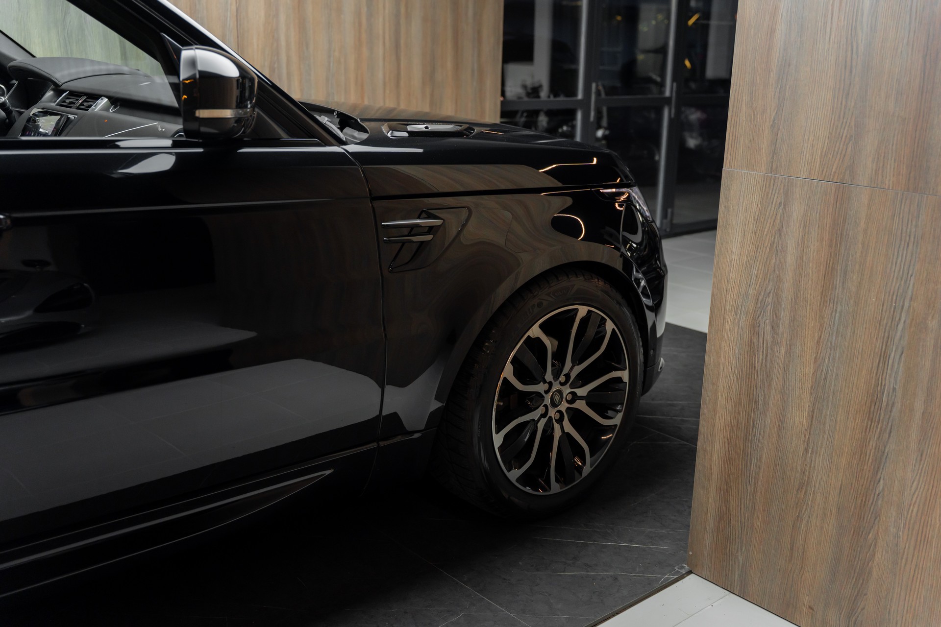 LAND ROVER Range Rover Sport 3.0 SDV6 HSE Automatic-image-30
