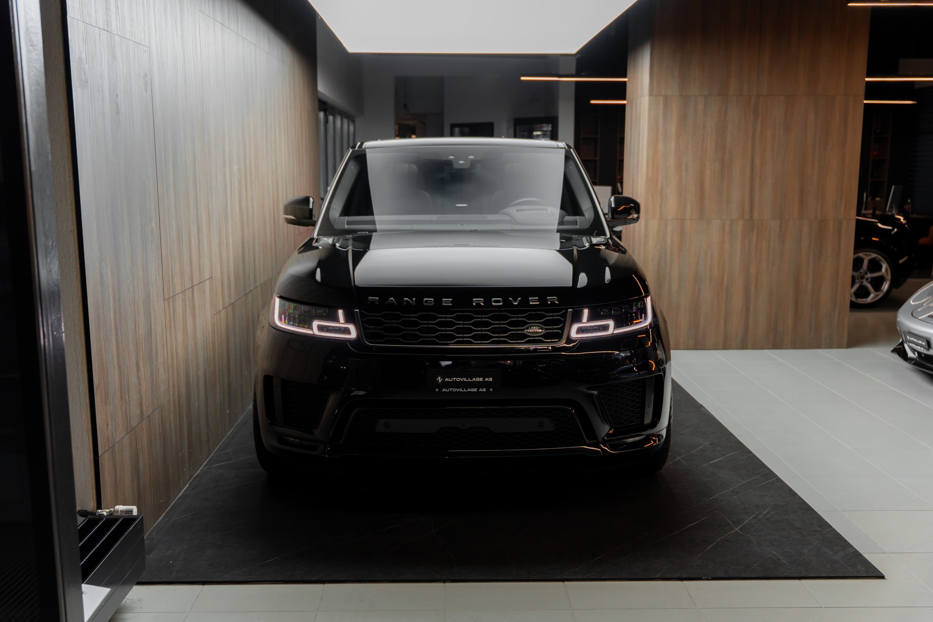 LAND ROVER Range Rover Sport 3.0 SDV6 HSE Automatic-image-28