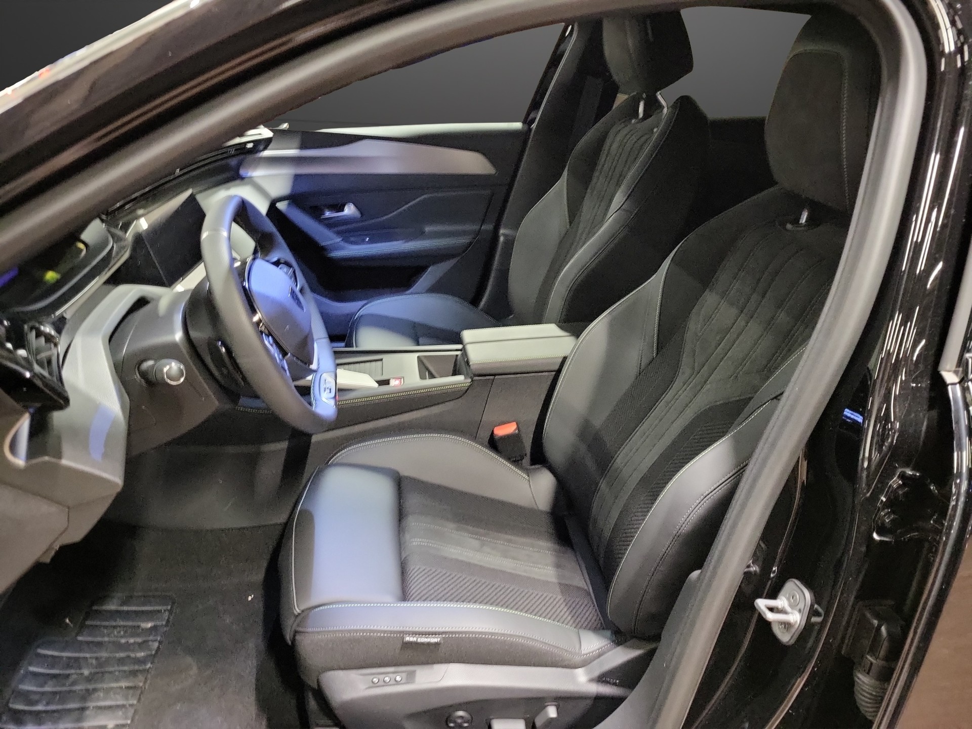 PEUGEOT 308 1.6 PHEV GT-image-4