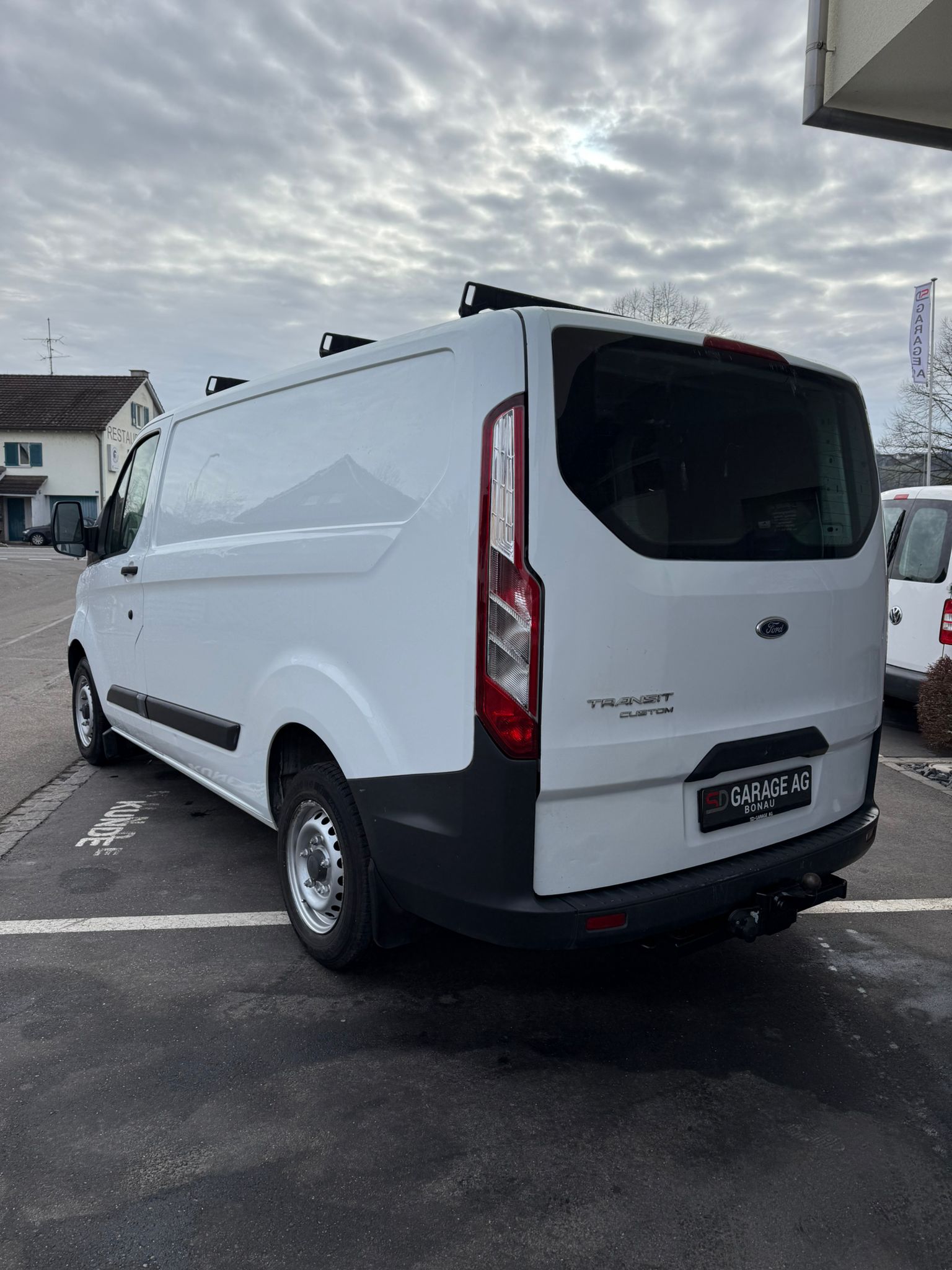 FORD Transit Custom Van 270 L1H1 Ambiente-image-6