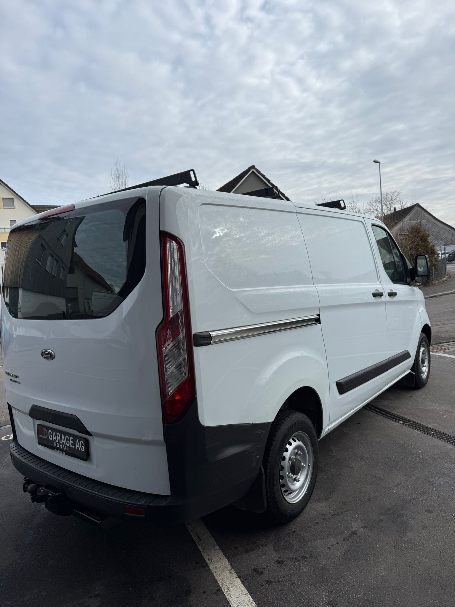 FORD Transit Custom Van 270 L1H1 Ambiente-image-4